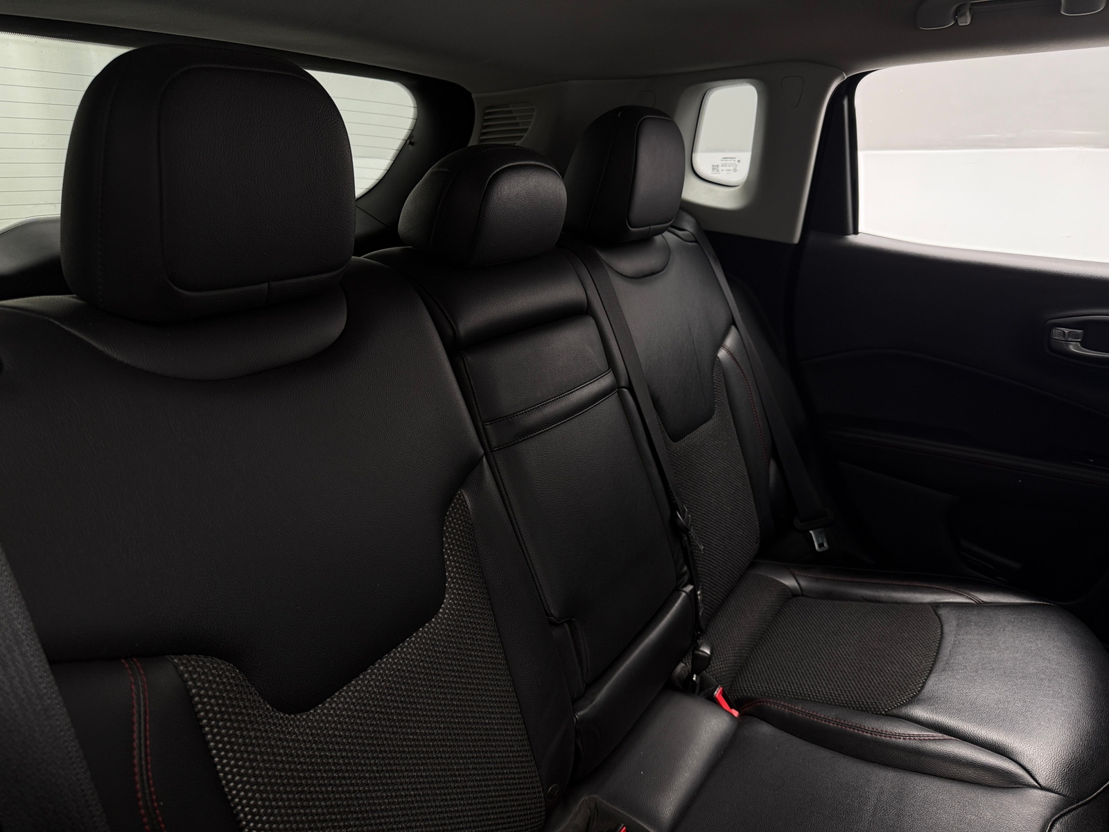 Thumbnail: 2018 Jeep Compass - 6