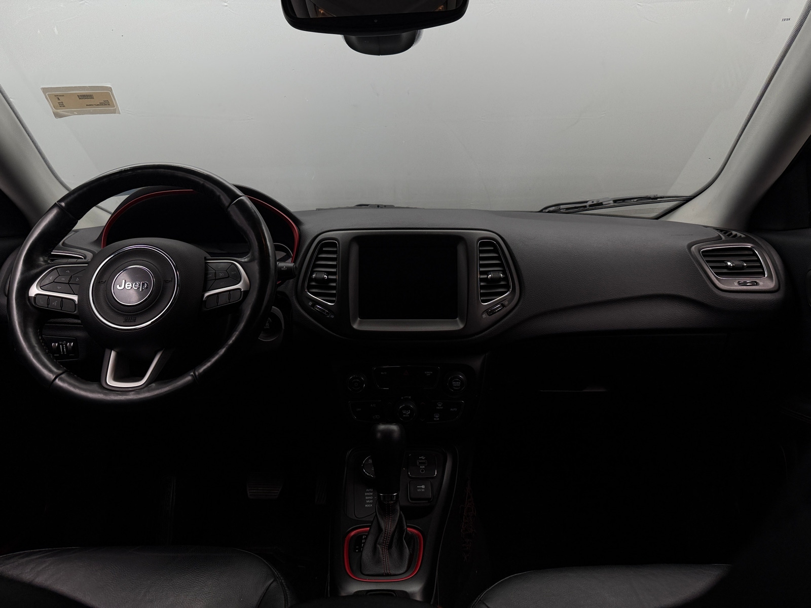Thumbnail: 2018 Jeep Compass - 3