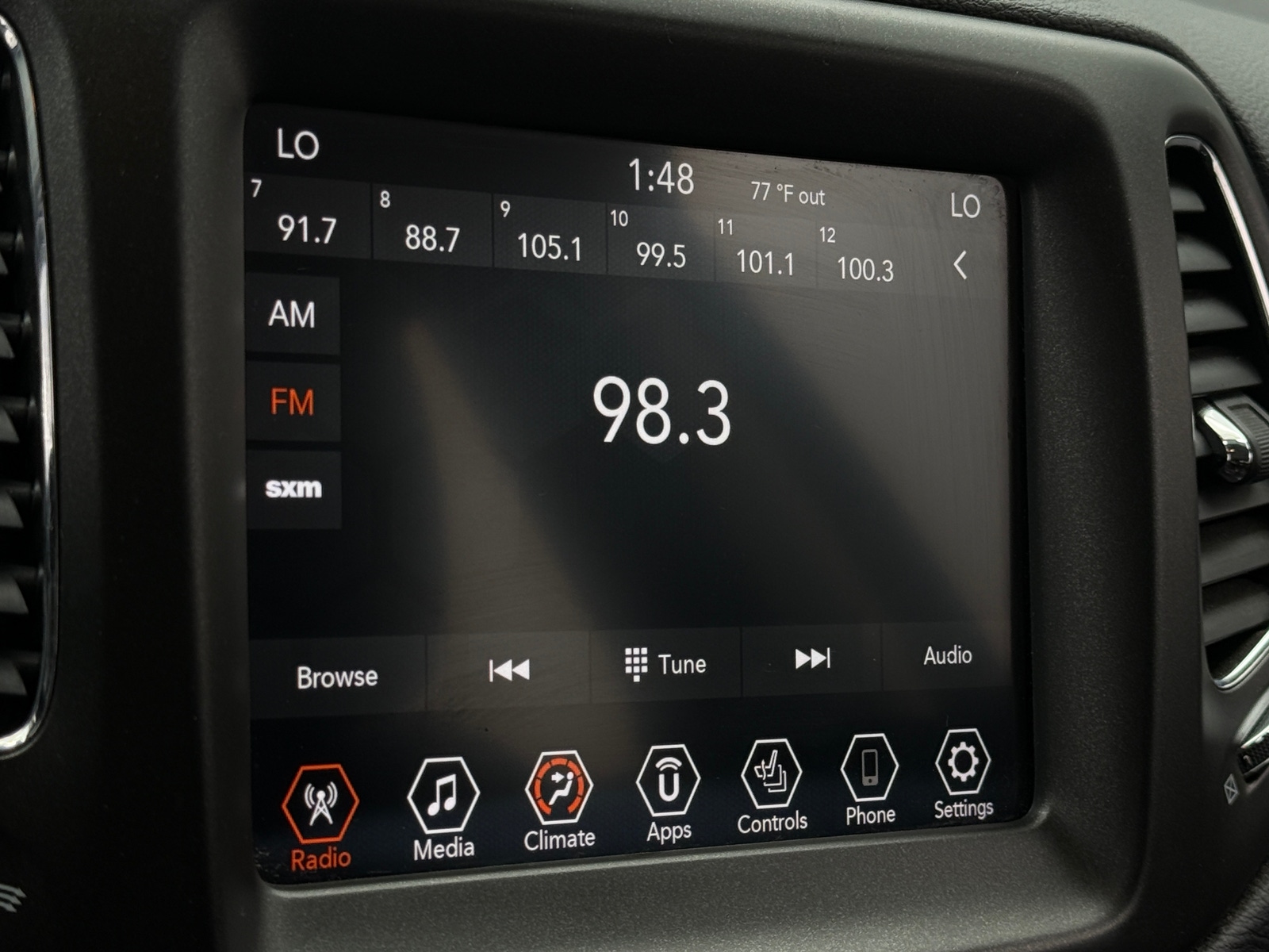 Thumbnail: 2018 Jeep Compass - 4