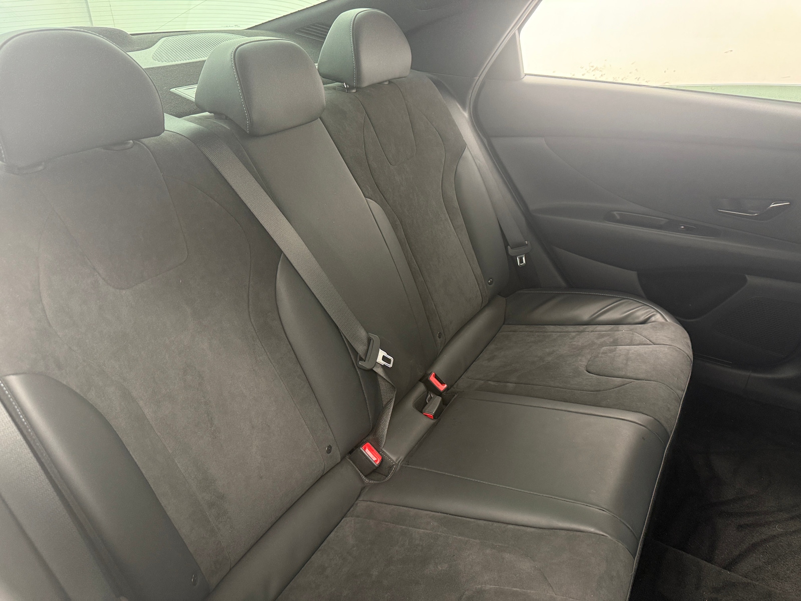 Thumbnail: 2023 Hyundai Elantra - 5