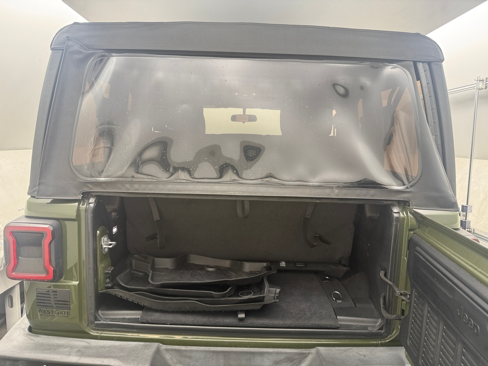 Thumbnail: 2021 Jeep Wrangler - 7