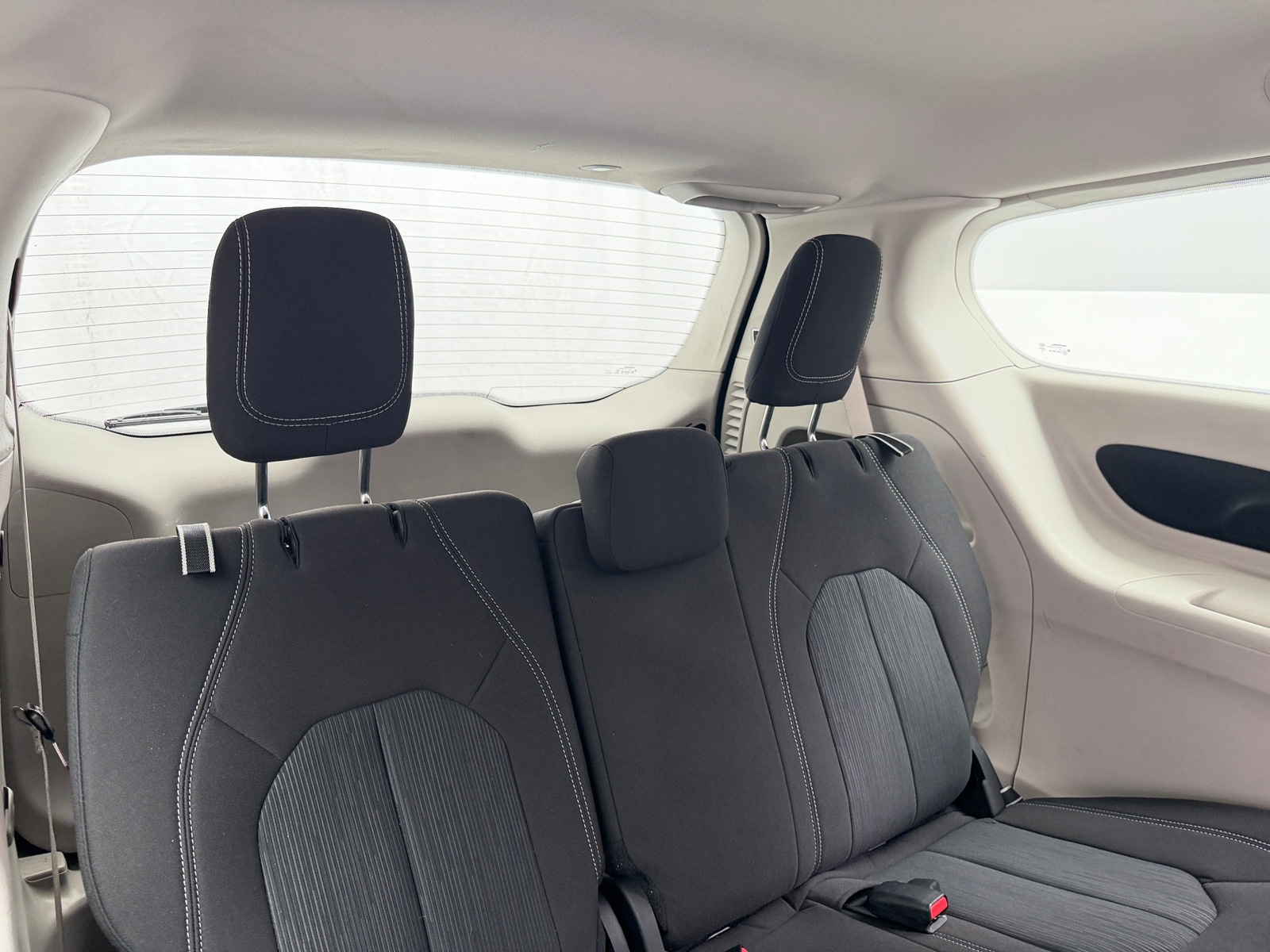 Thumbnail: 2024 Chrysler Voyager - 6