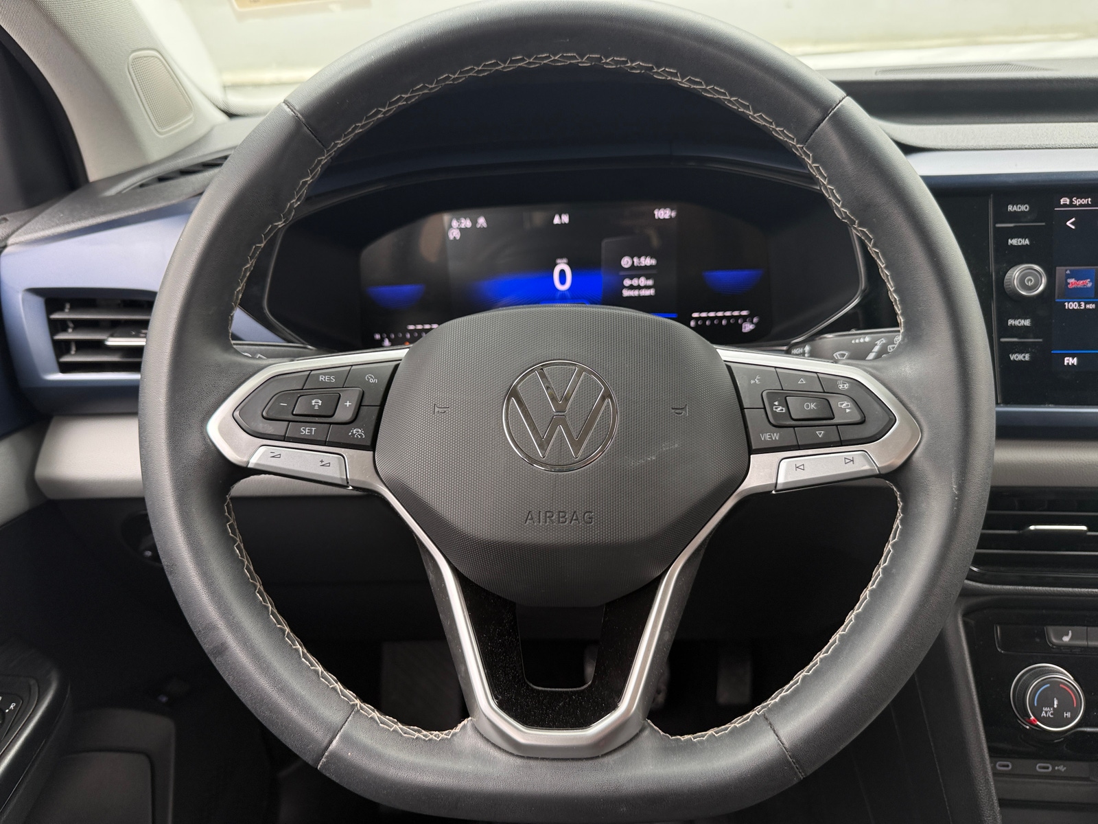 Thumbnail: 2023 Volkswagen Taos - 5