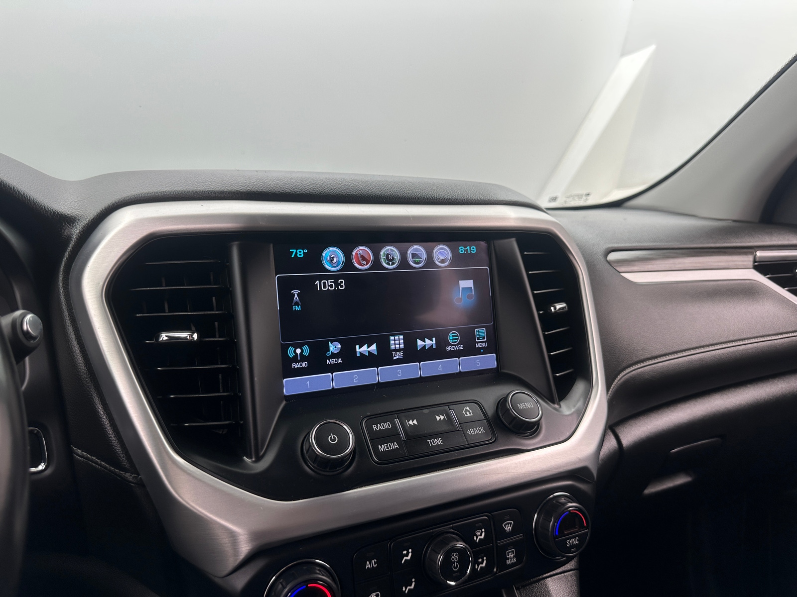 Thumbnail: 2019 GMC Acadia - 3