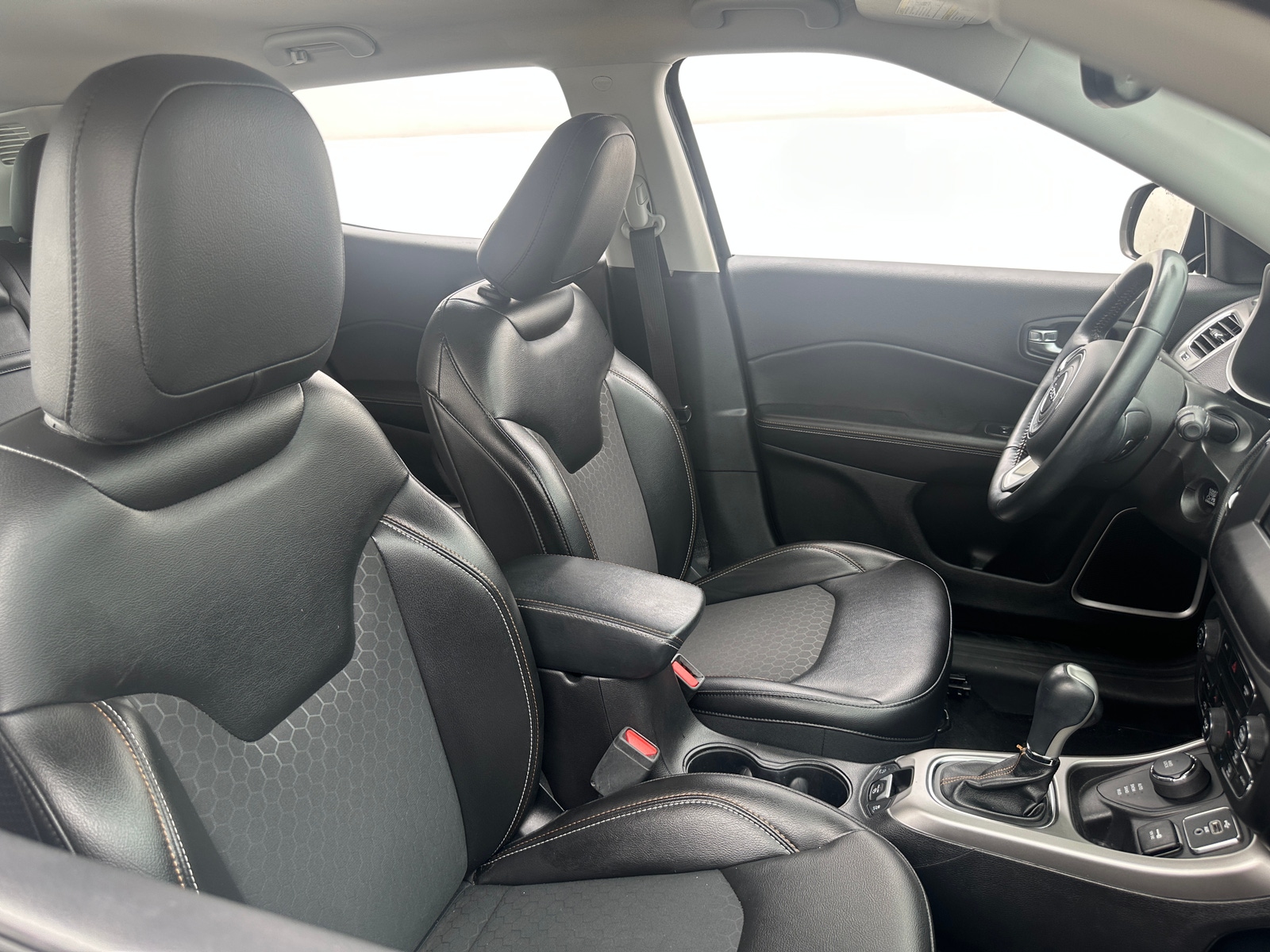 Thumbnail: 2018 Jeep Compass - 2