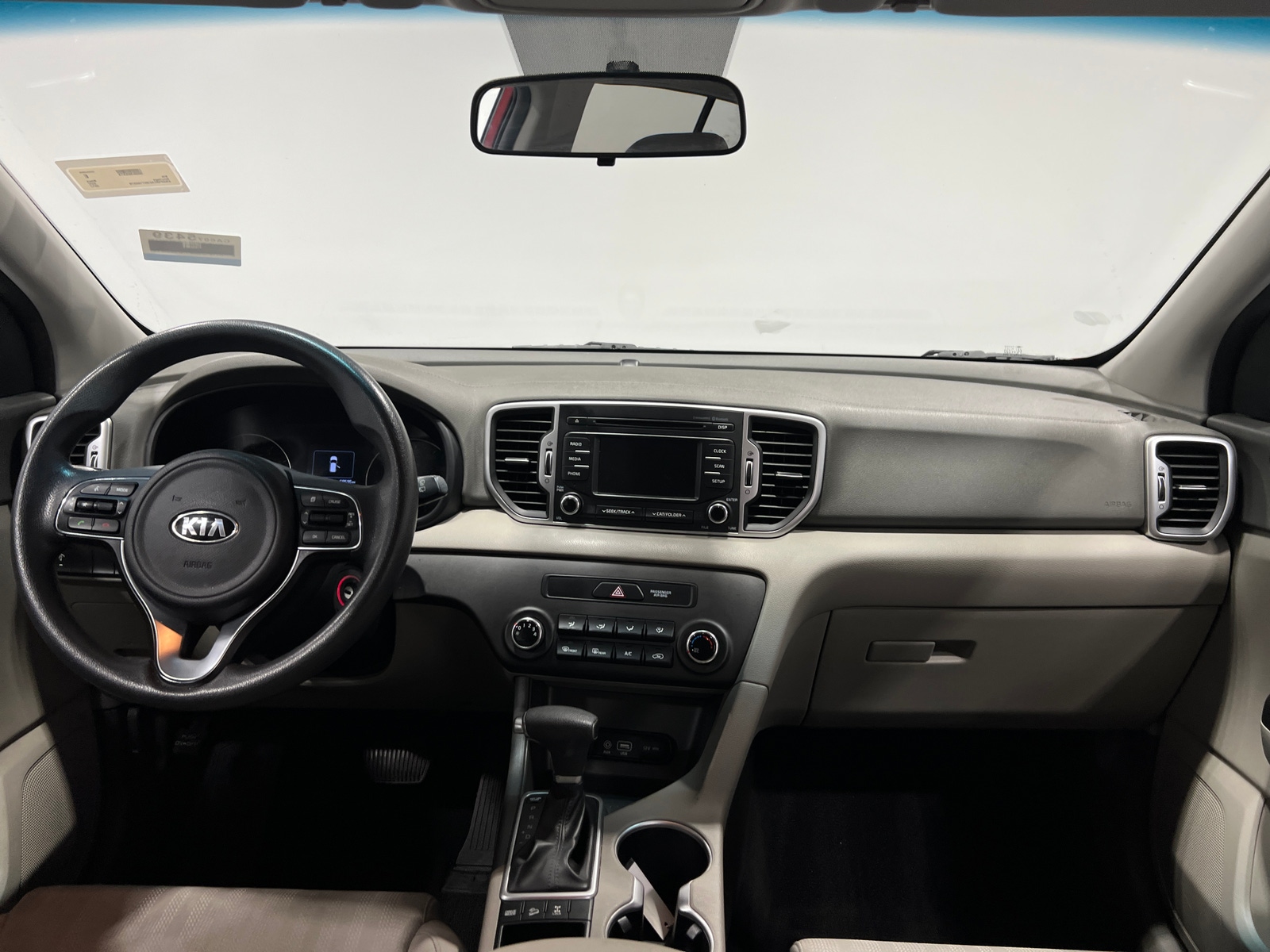 Thumbnail: 2017 Kia Sportage - 3