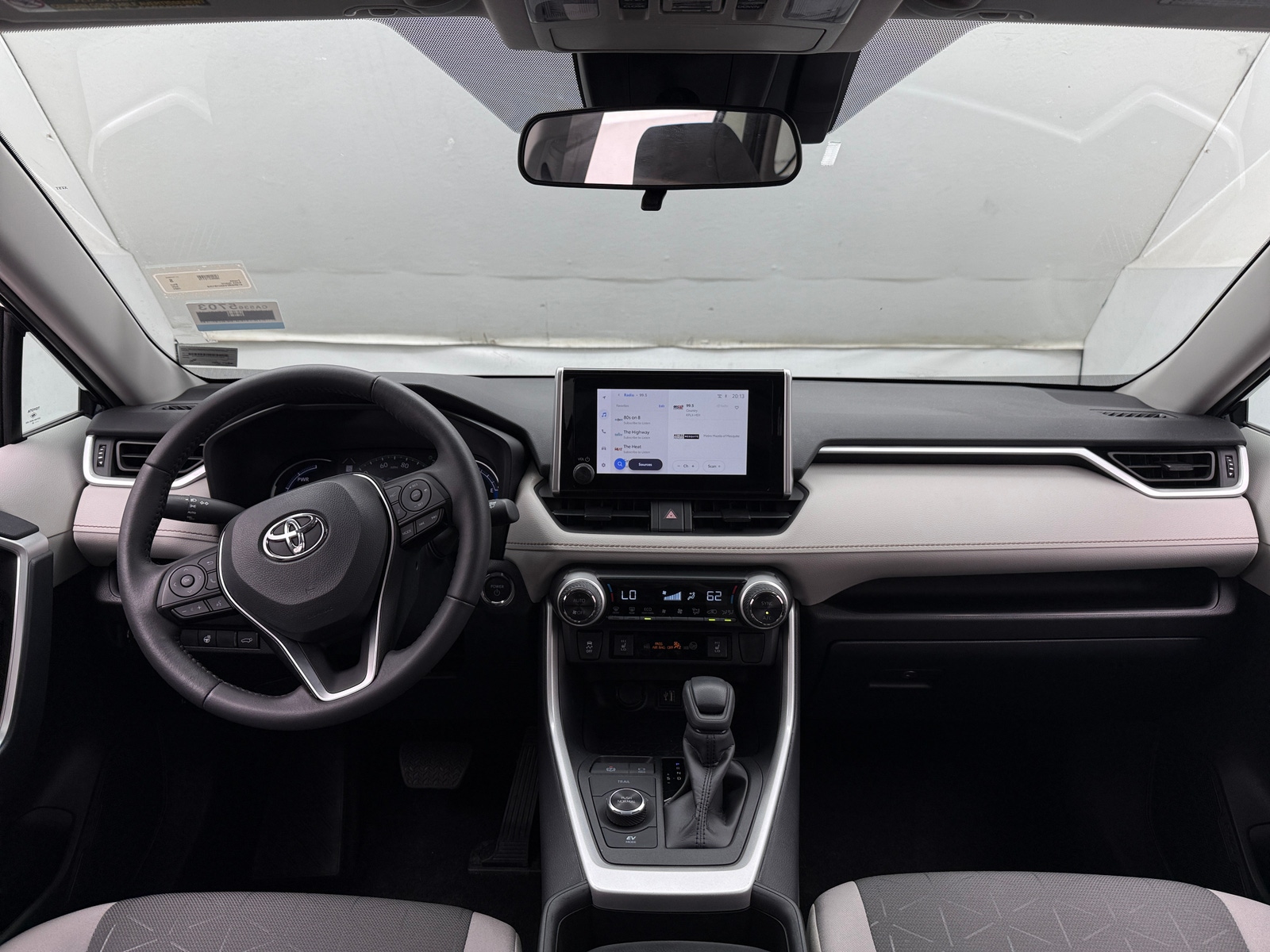 Thumbnail: 2025 Toyota RAV4 - 3