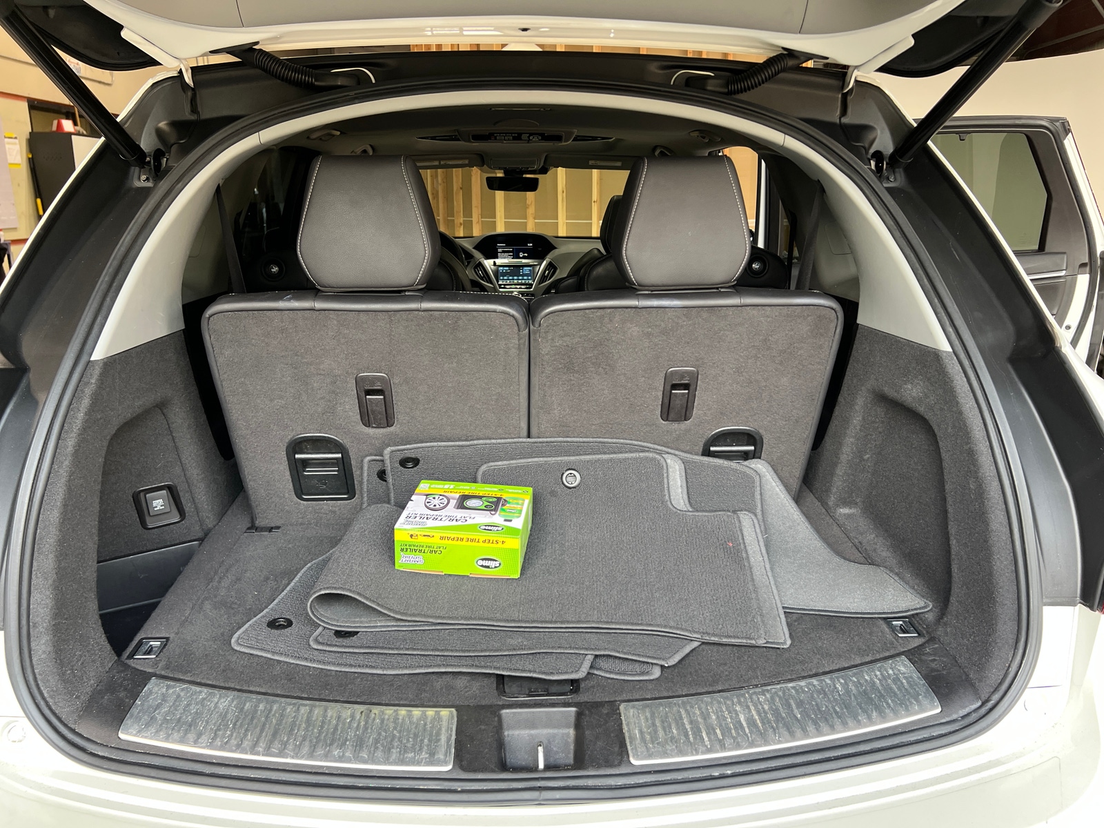 Thumbnail: 2019 Acura MDX - 6