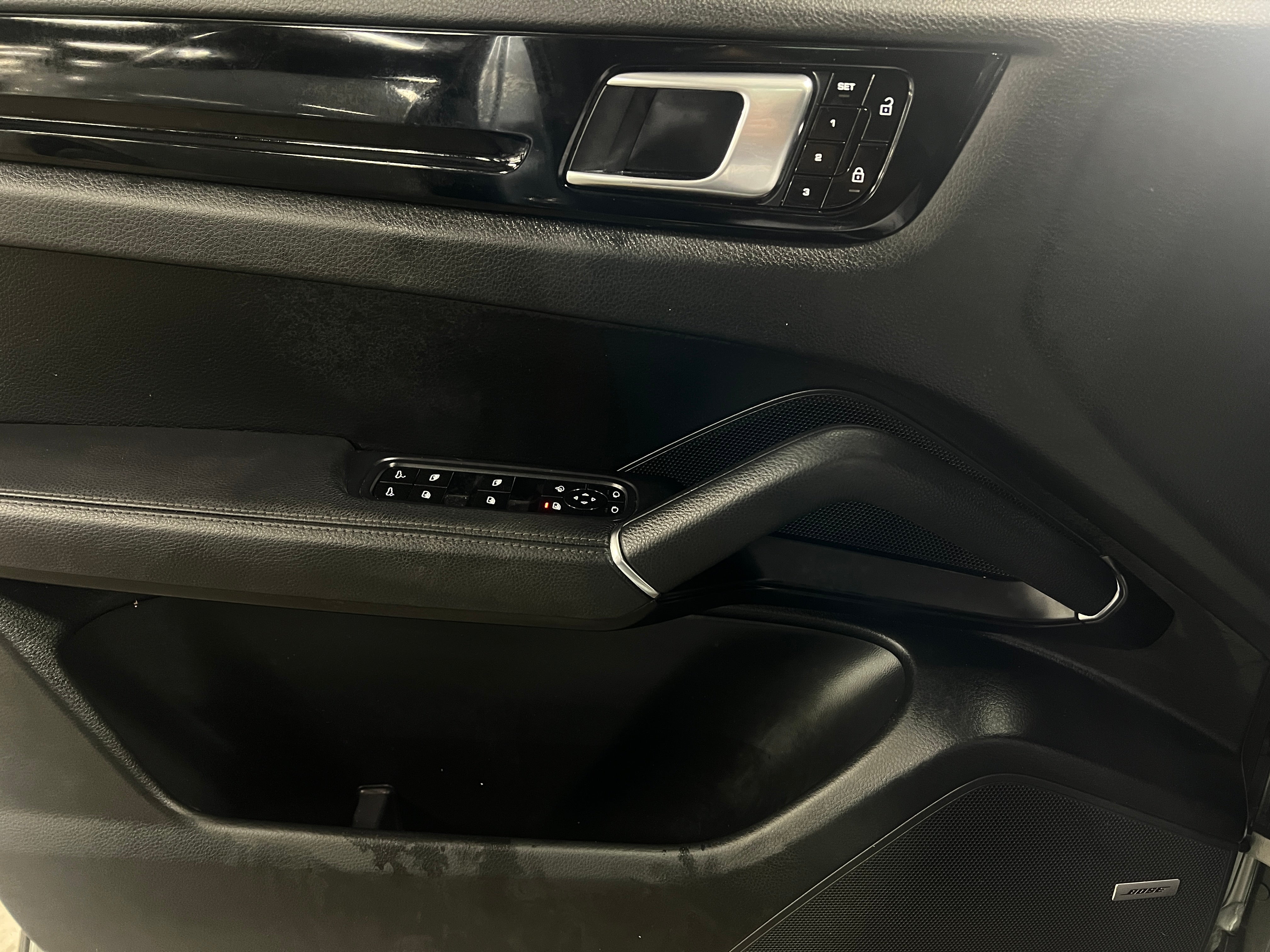 2021 Porsche Cayenne Coupe