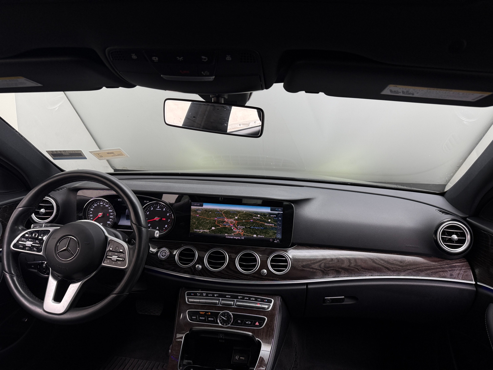 Thumbnail: 2019 Mercedes-Benz E-Class - 2