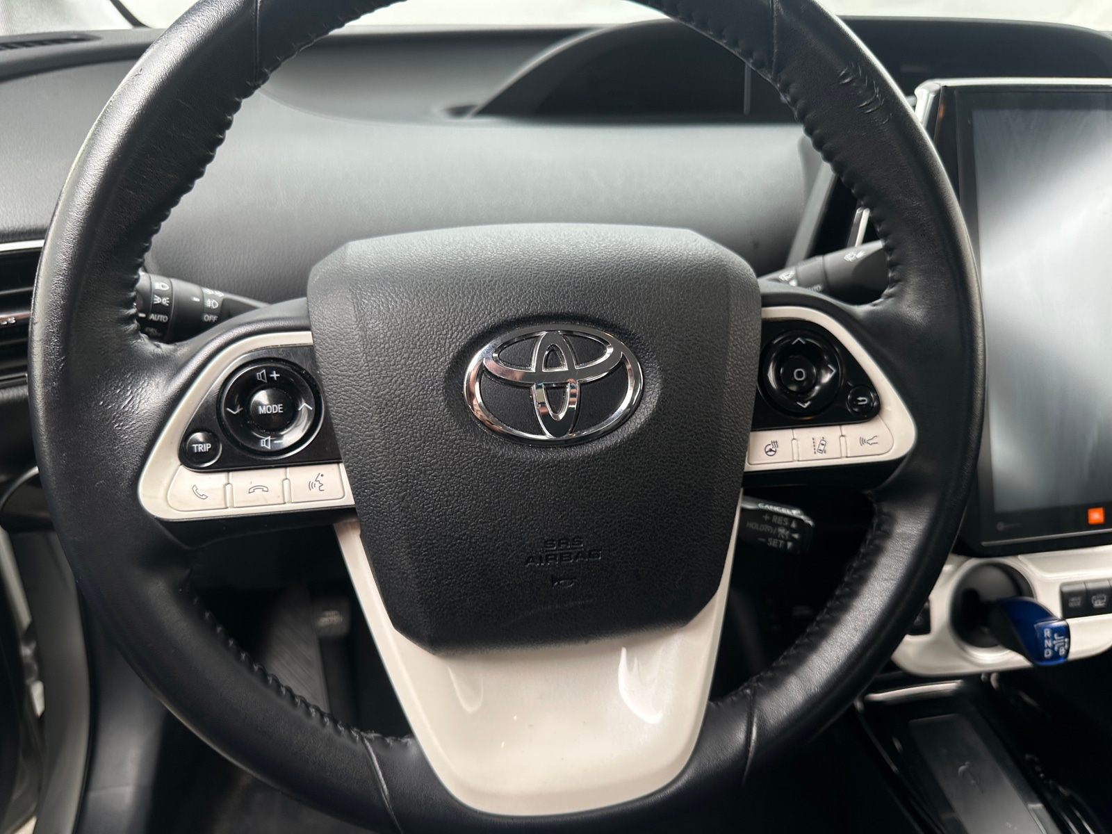 Thumbnail: 2017 Toyota Prius Prime - 5
