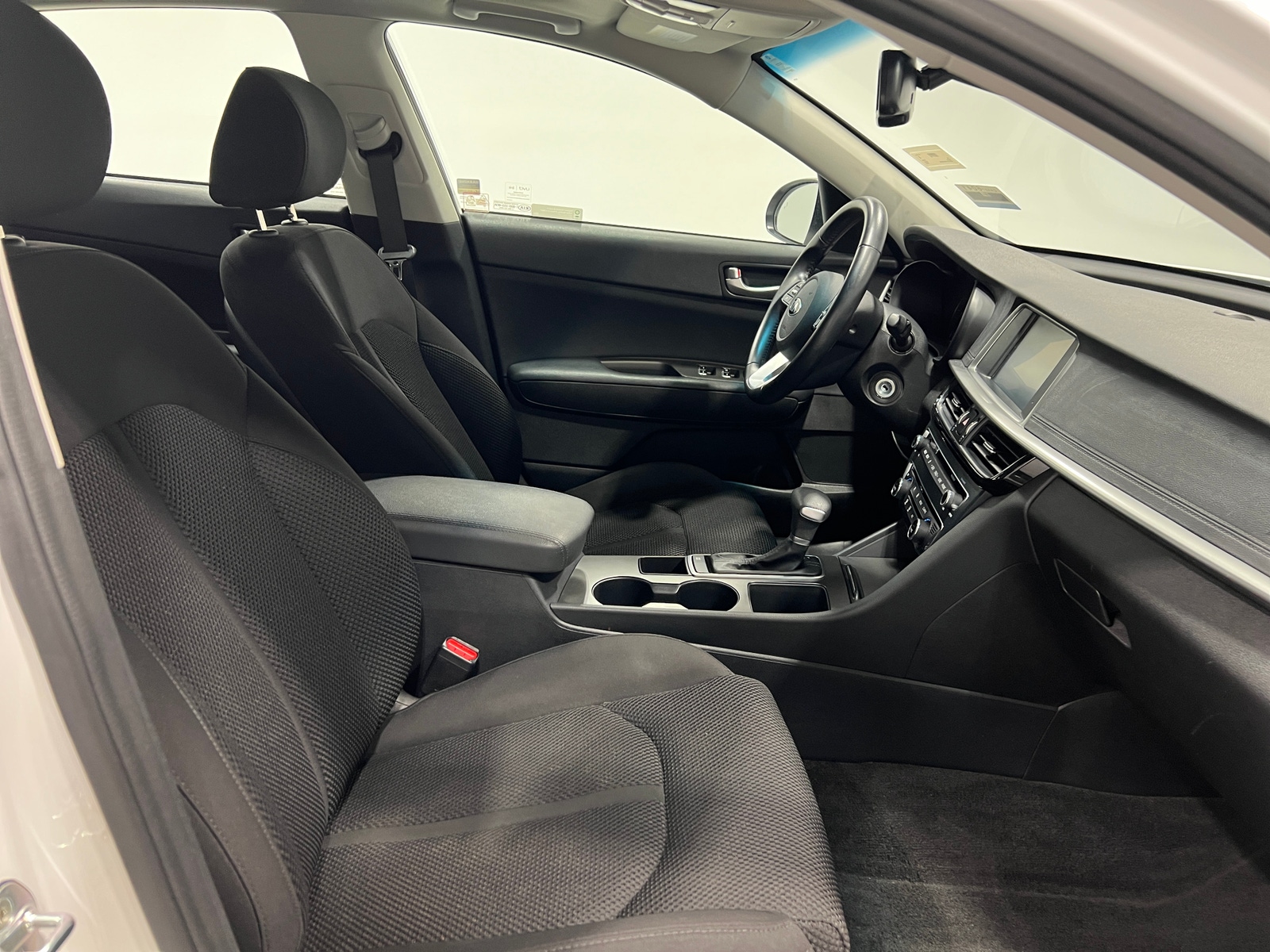 Thumbnail: 2019 Kia Optima - 2