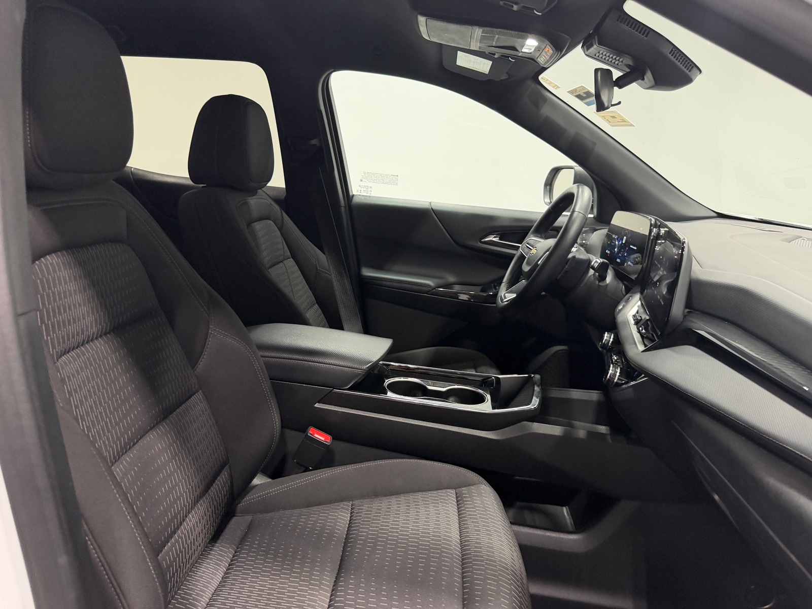 Thumbnail: 2025 Chevrolet Equinox - 2