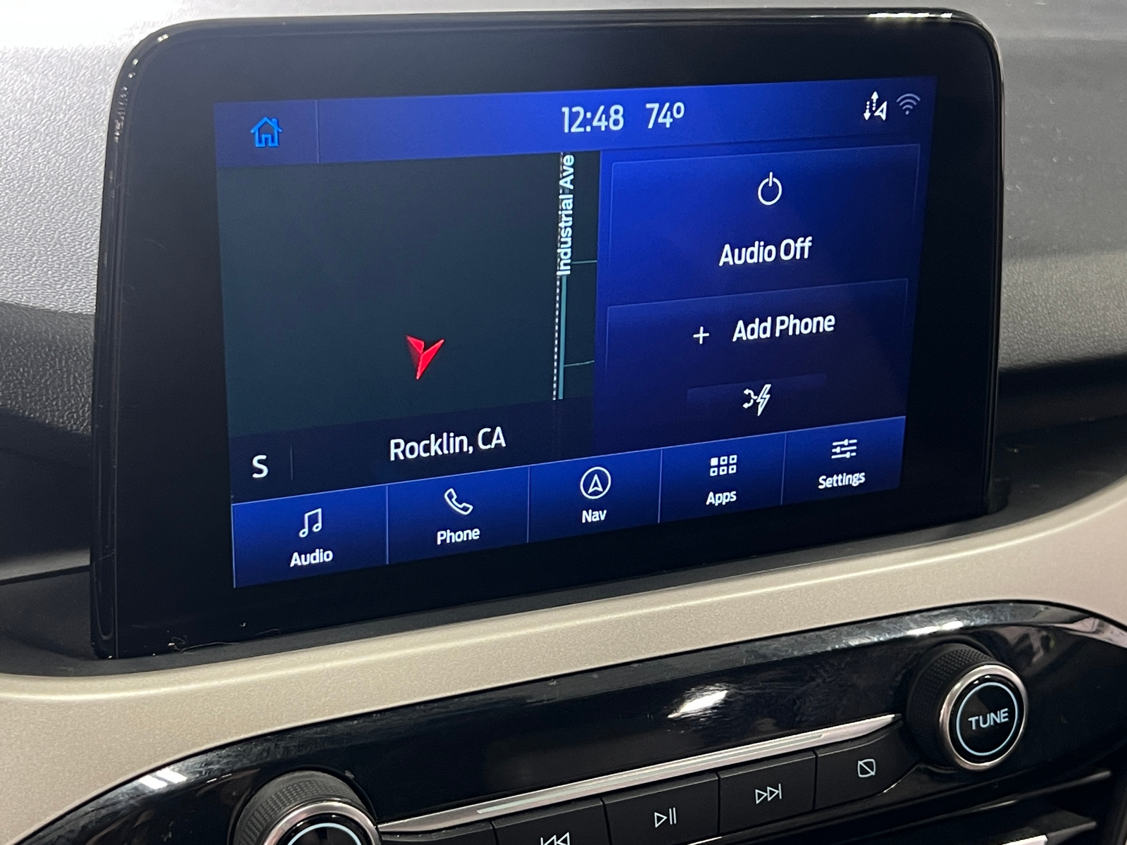 Thumbnail: 2020 Ford Escape - 3