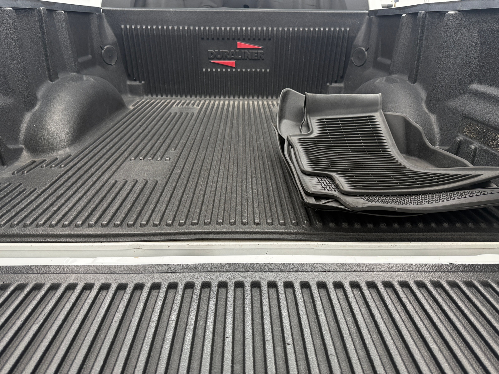 Thumbnail: 2019 Ford Econoline - 7