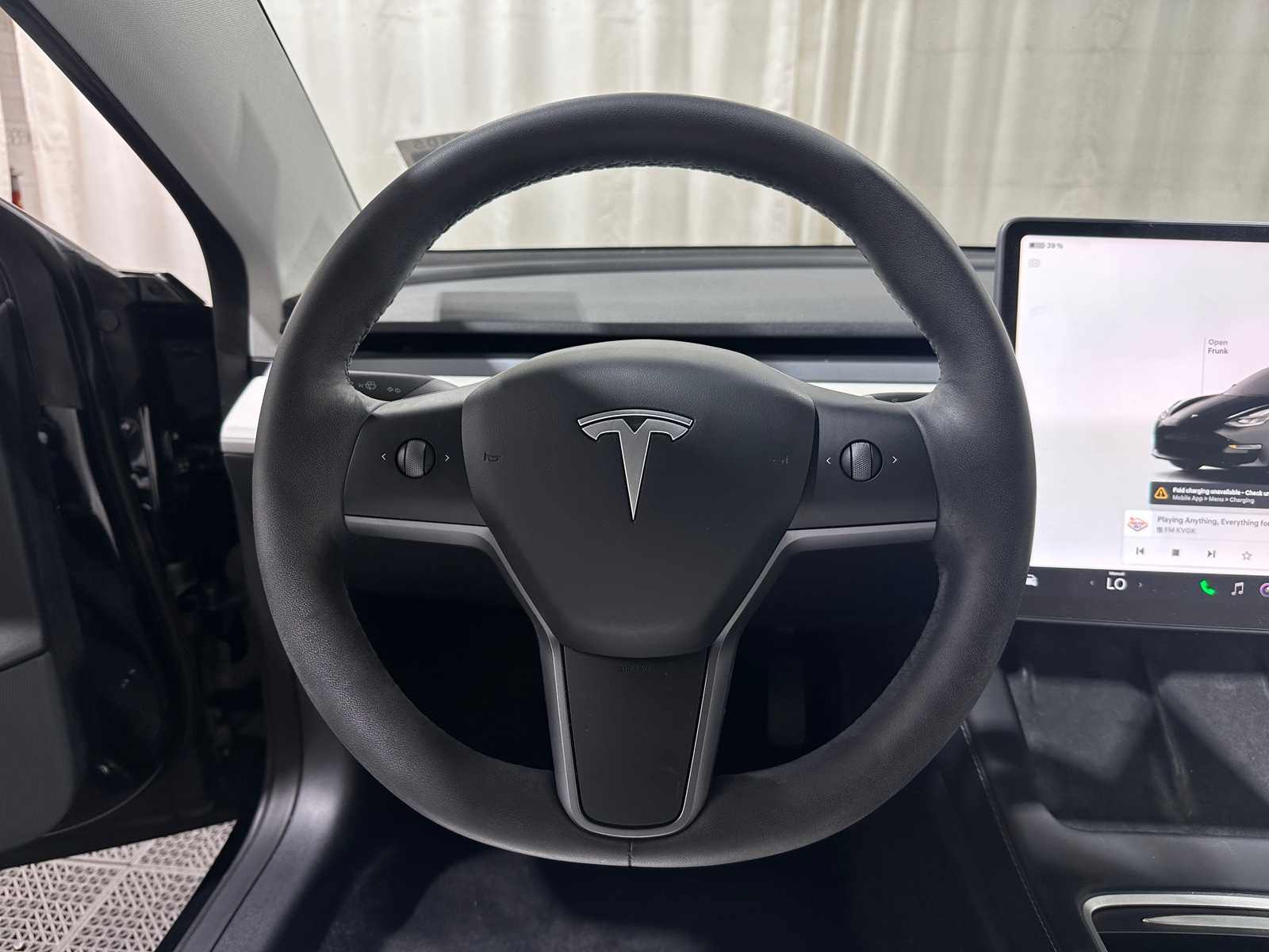 Thumbnail: 2022 Tesla Model 3 - 4