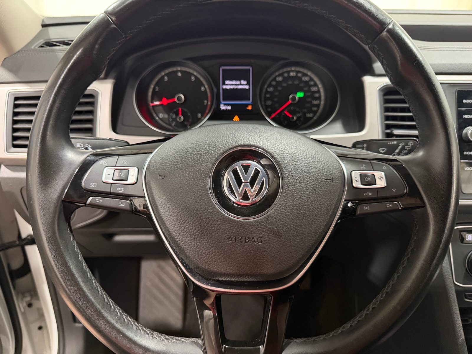 Thumbnail: 2019 Volkswagen Atlas - 4