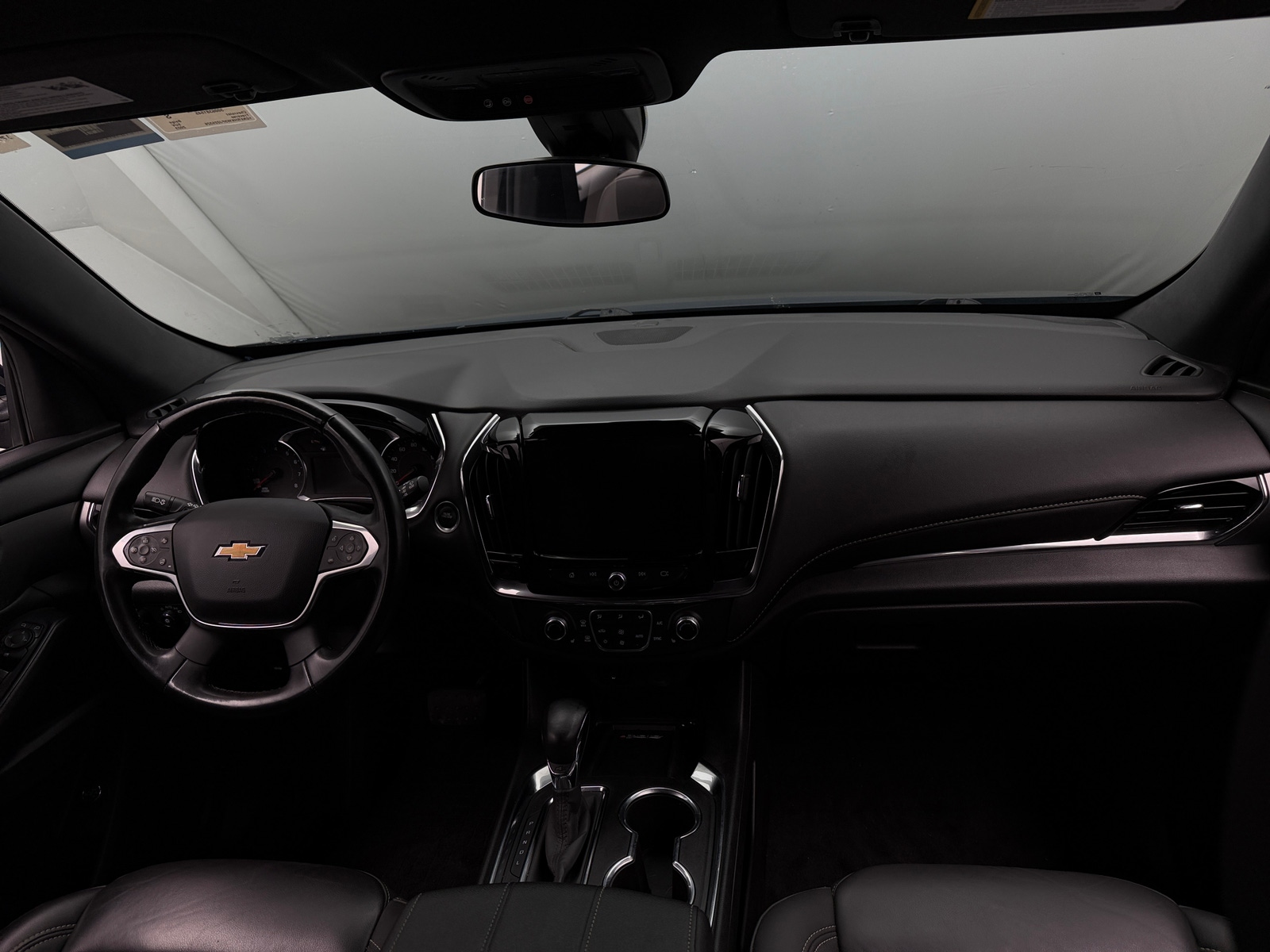 Thumbnail: 2023 Chevrolet Traverse - 2