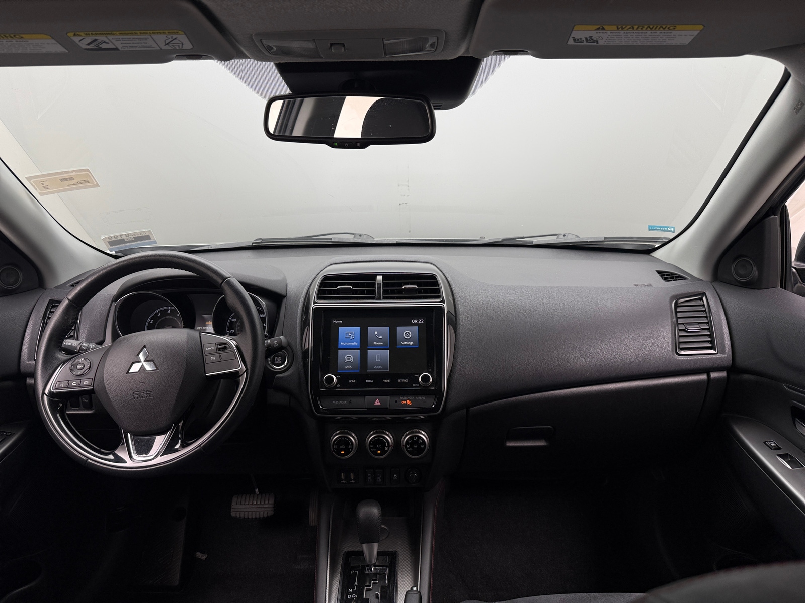 Thumbnail: 2022 Mitsubishi Outlander Sport - 3