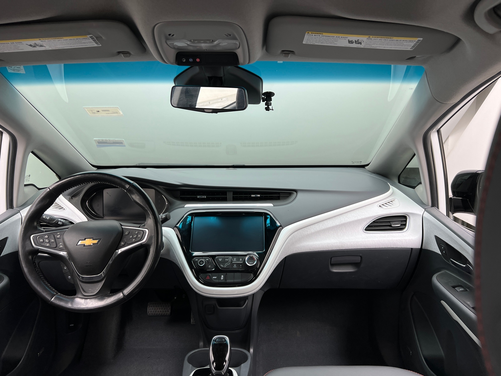 Thumbnail: 2017 Chevrolet Bolt EV - 2