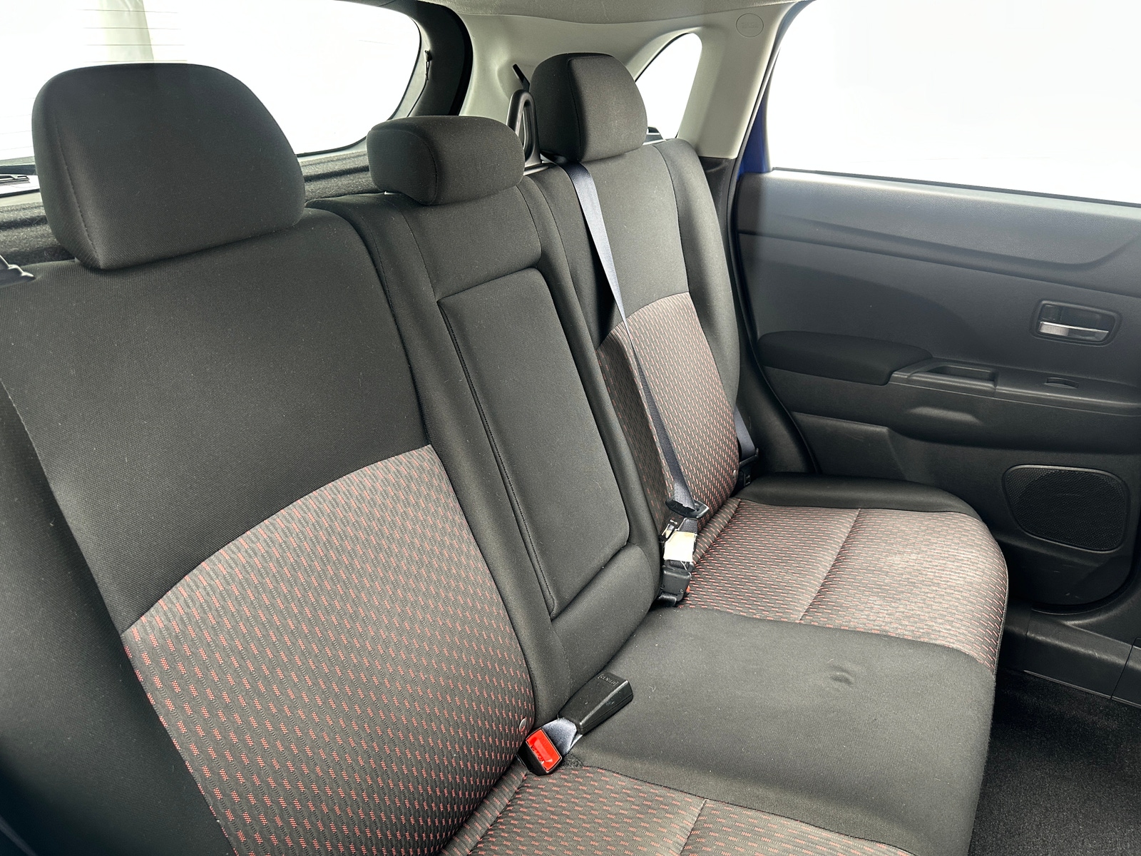 Thumbnail: 2017 Mitsubishi Outlander Sport - 6
