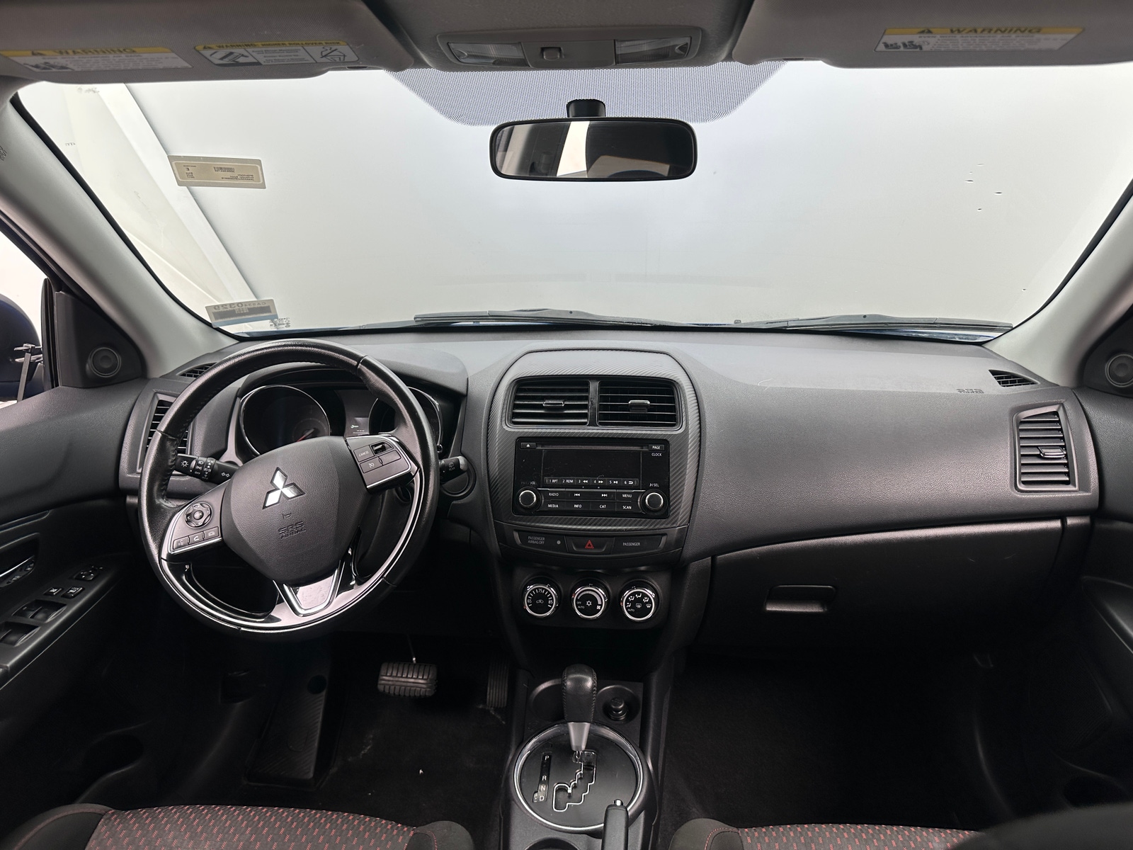 Thumbnail: 2017 Mitsubishi Outlander Sport - 3