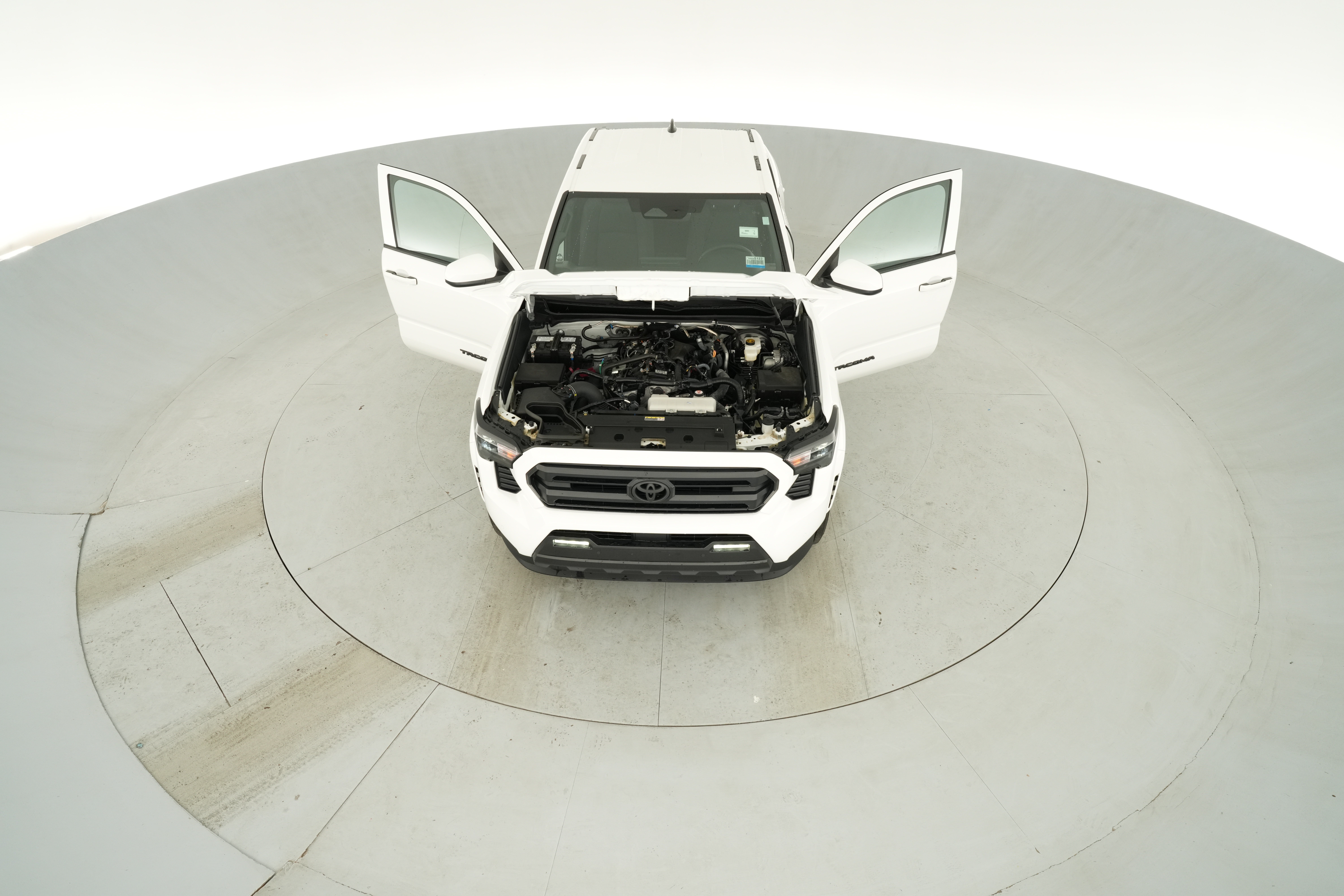 2024 Toyota Tacoma SR5 - Photo 31