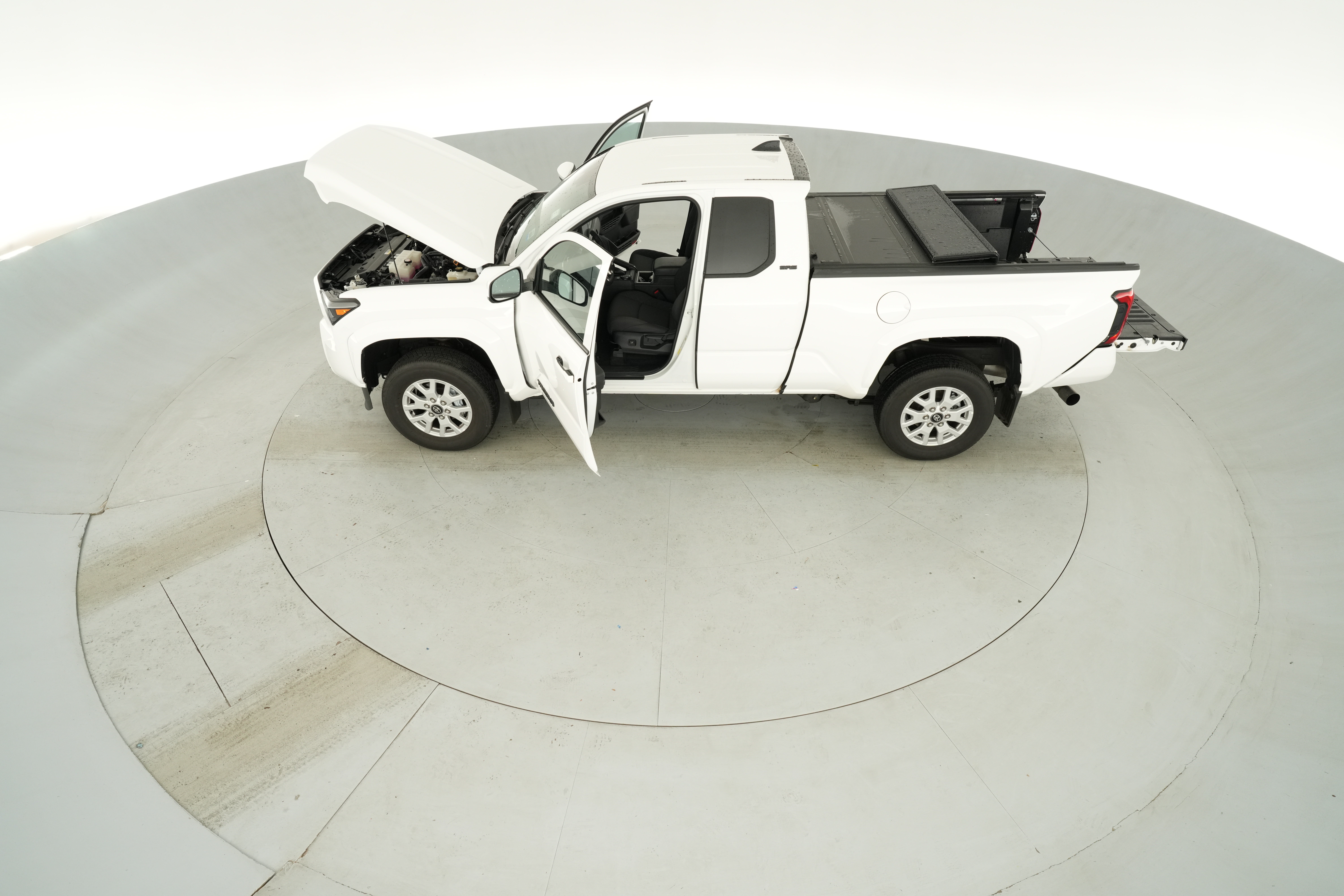 2024 Toyota Tacoma SR5 - Photo 35