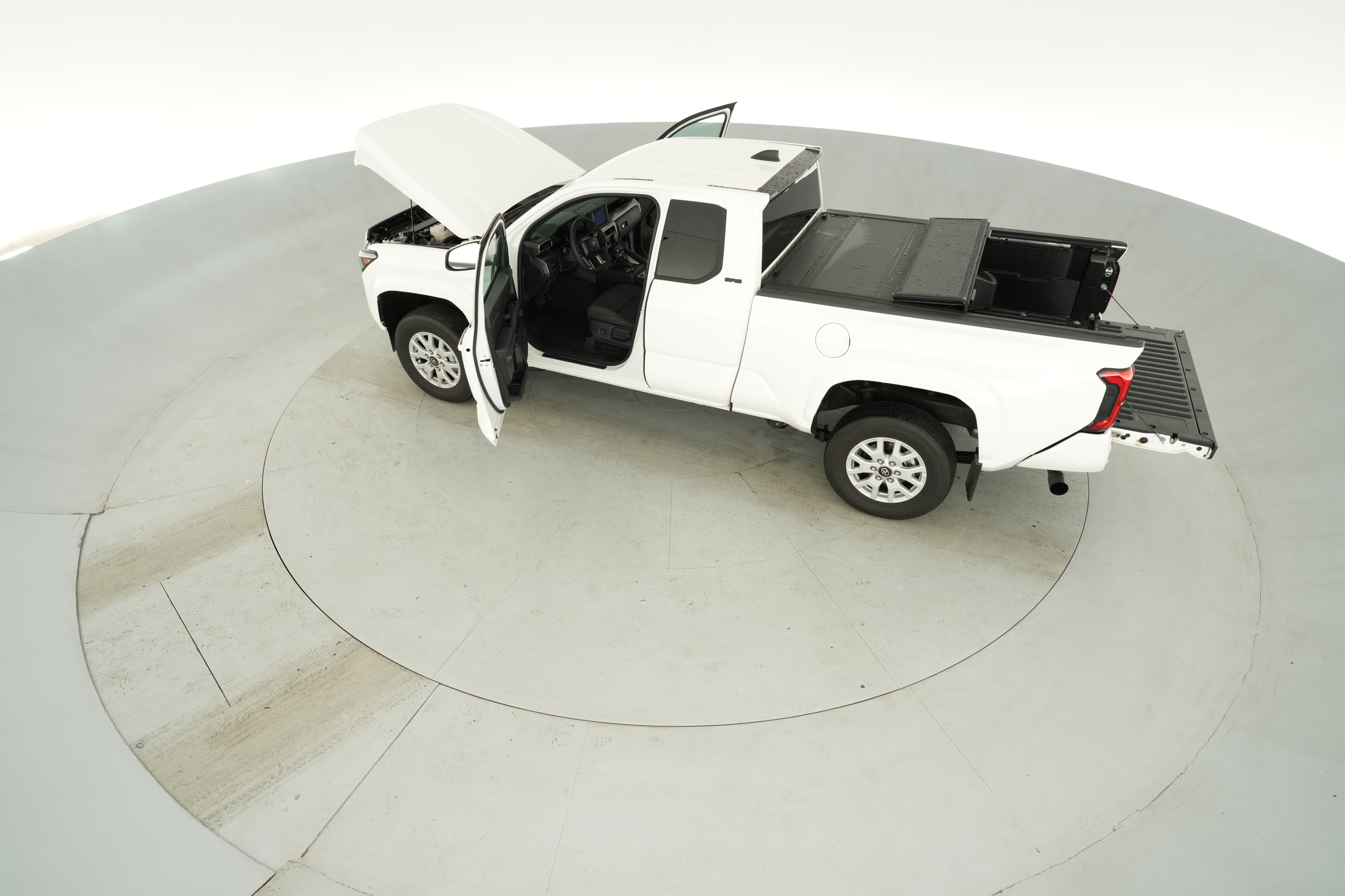 2024 Toyota Tacoma SR5 - Photo 36