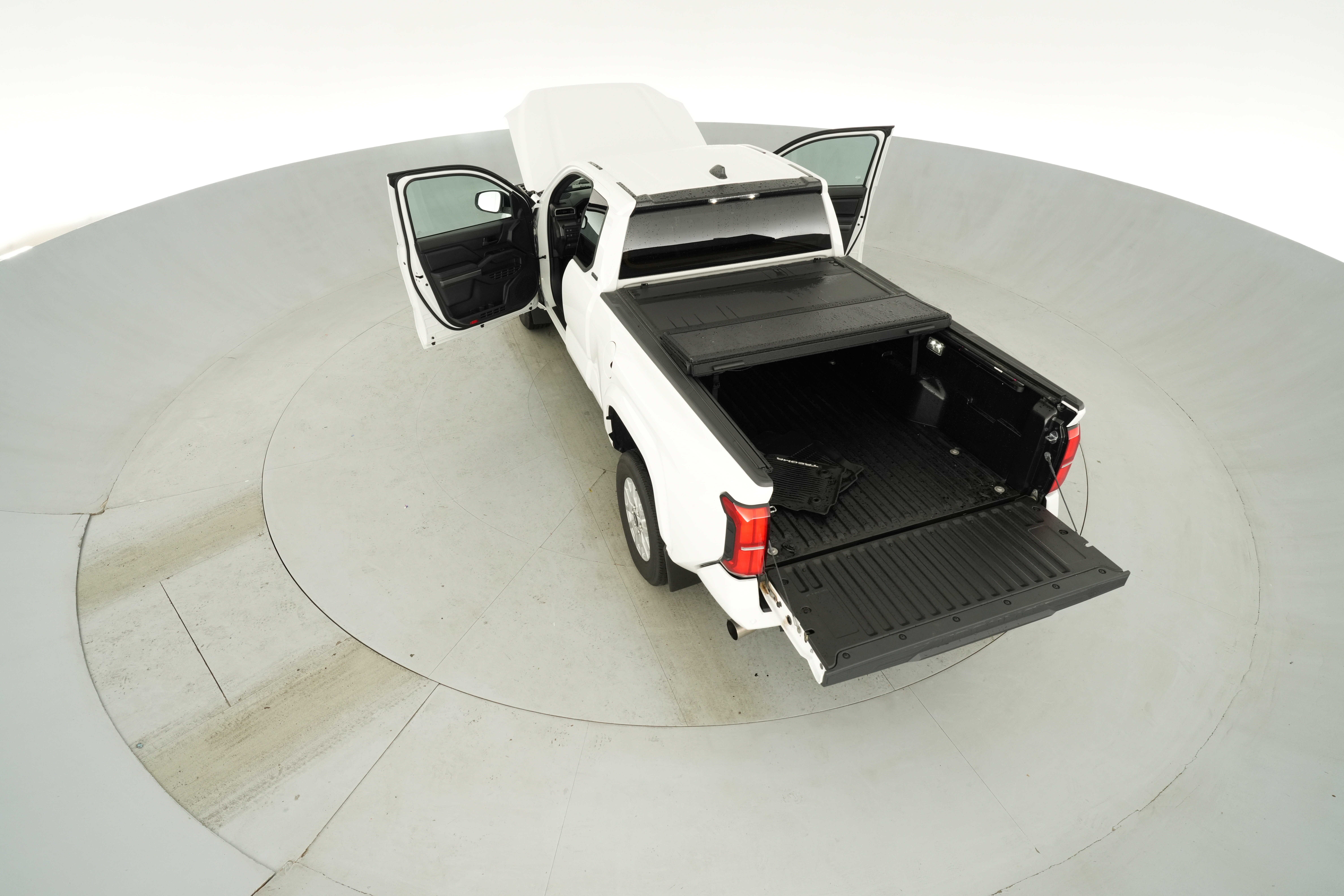 2024 Toyota Tacoma SR5 - Photo 38