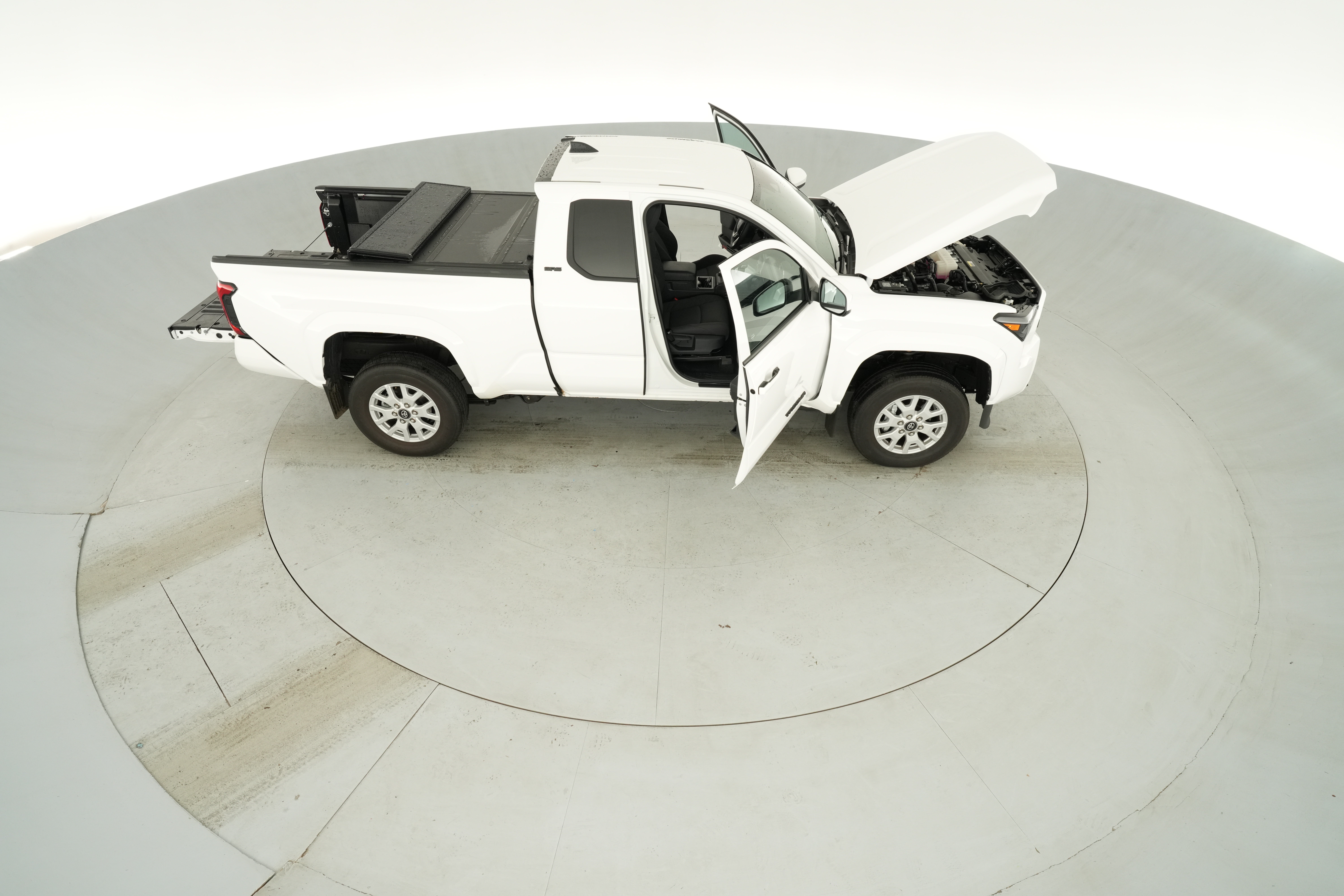 2024 Toyota Tacoma SR5 - Photo 43