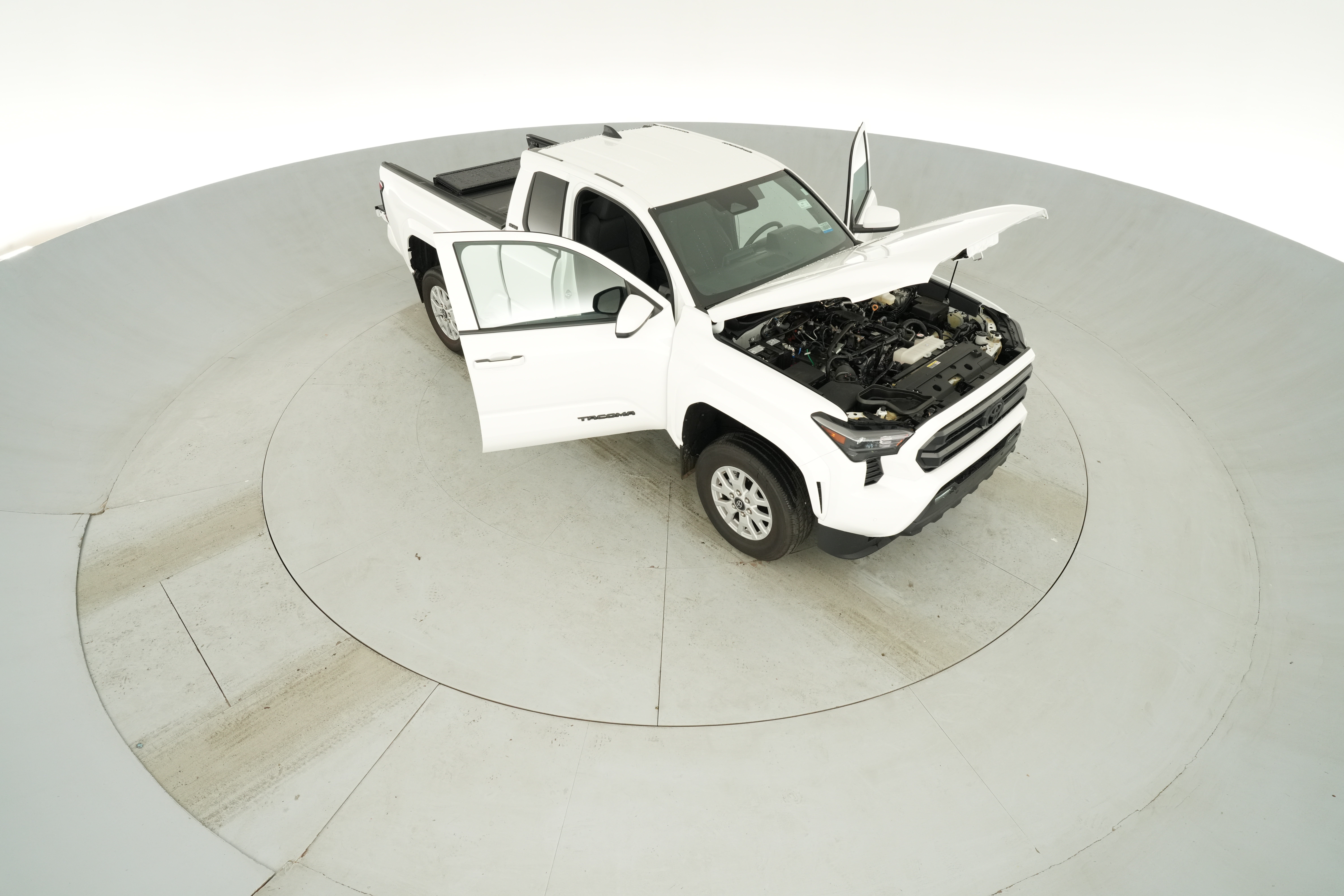 2024 Toyota Tacoma SR5 - Photo 45