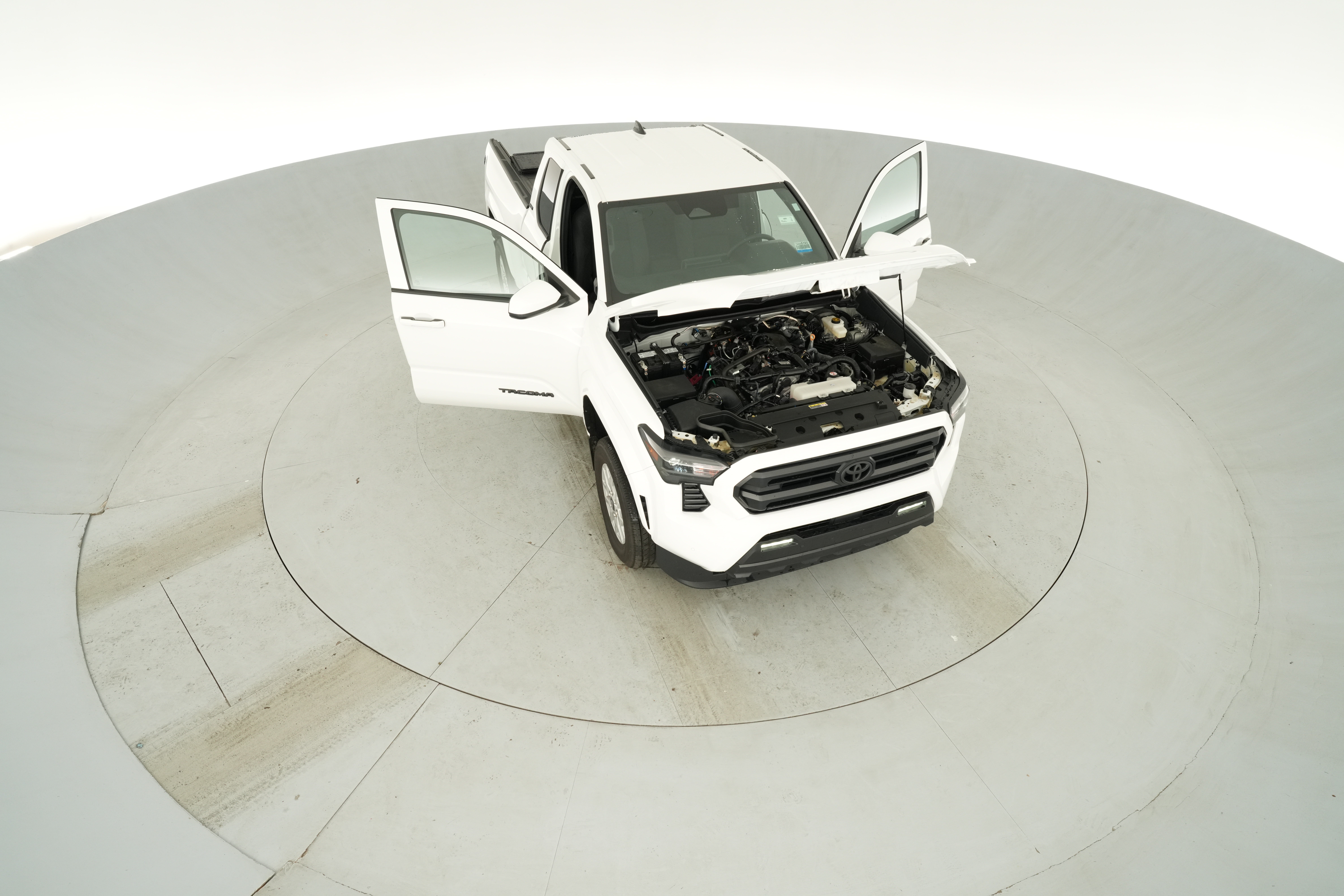 2024 Toyota Tacoma SR5 - Photo 46