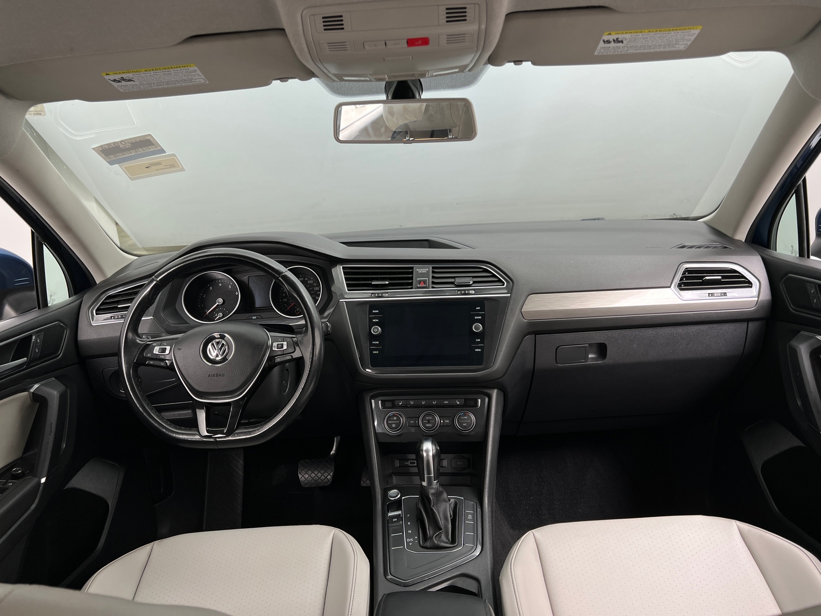 Thumbnail: 2018 Volkswagen Tiguan - 2