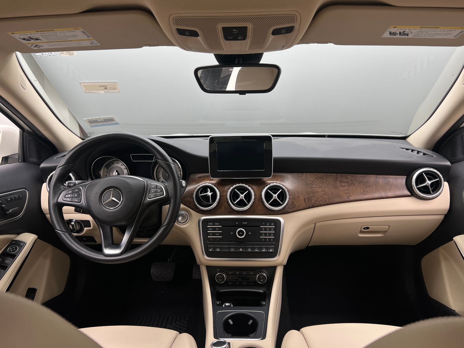 Thumbnail: 2017 Mercedes-Benz GLA - 2