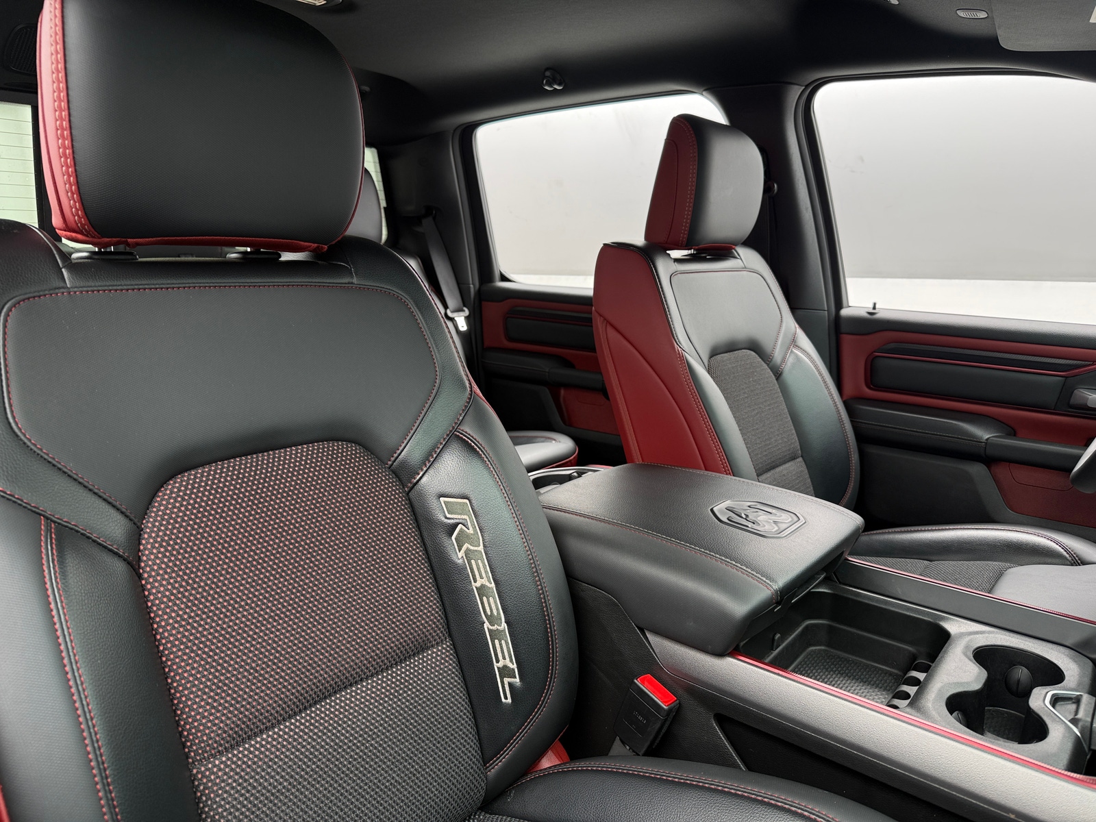Thumbnail: 2025 RAM 1500 - 2