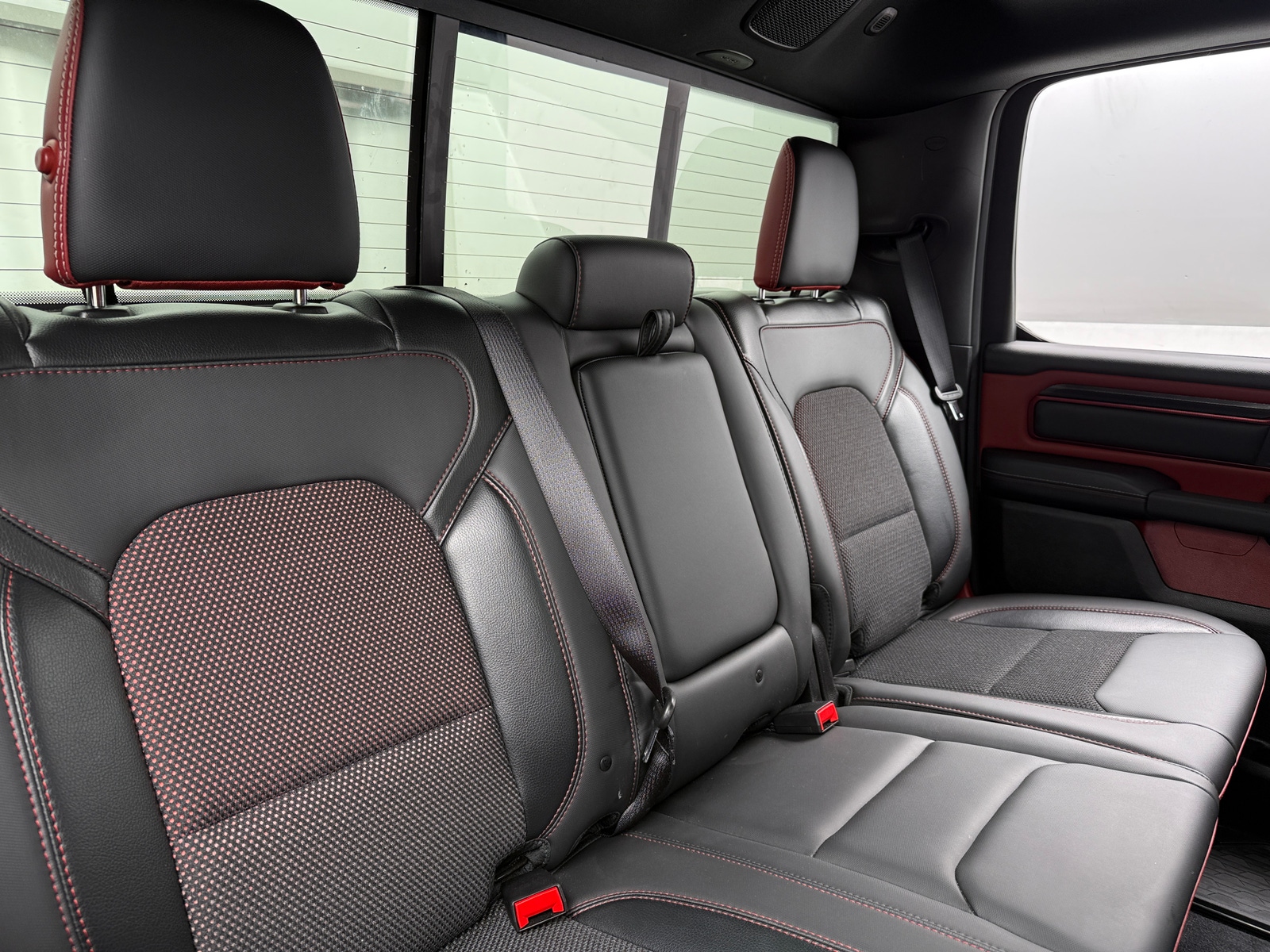 Thumbnail: 2025 RAM 1500 - 6