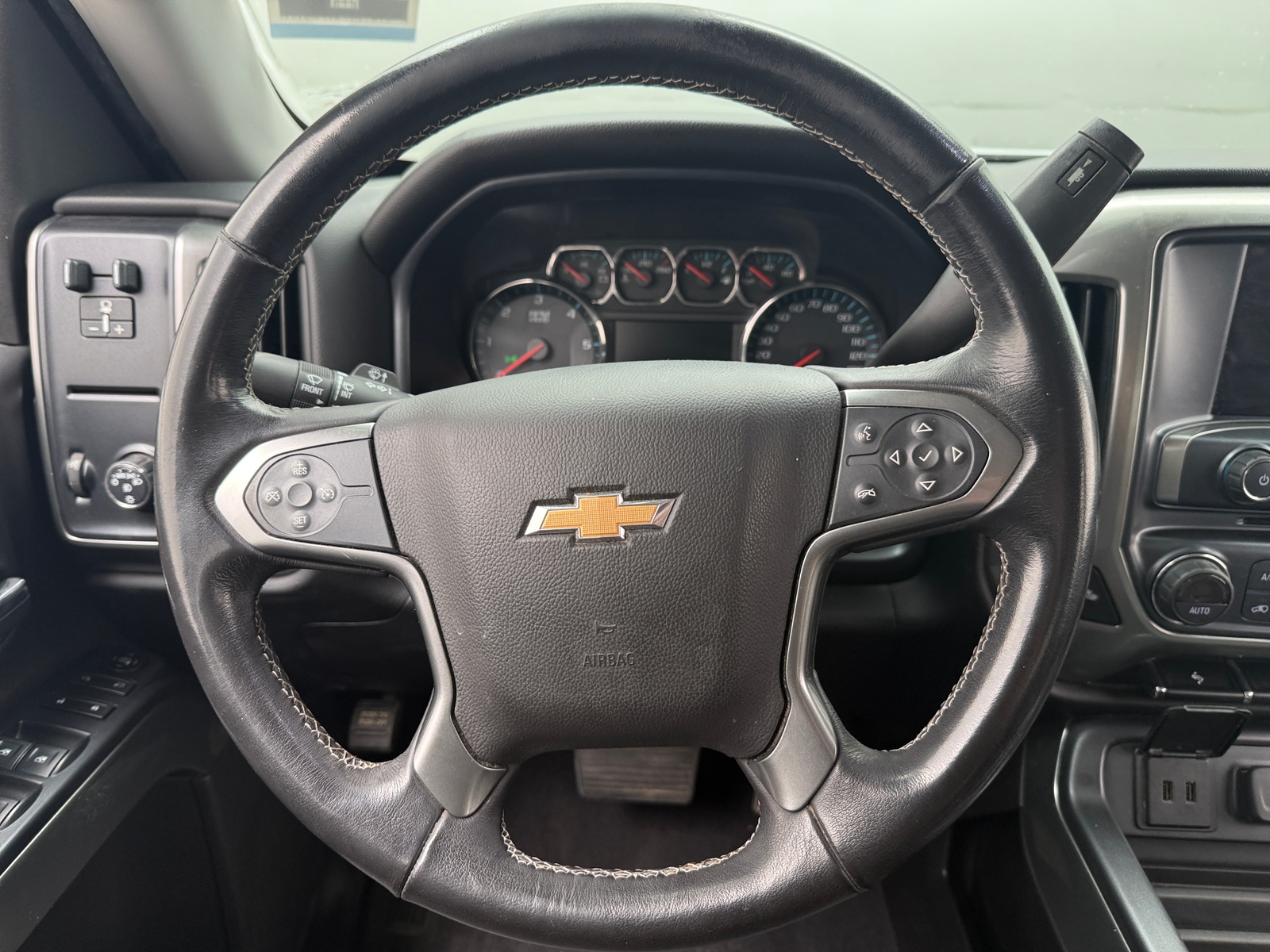 Thumbnail: 2018 Chevrolet Silverado 1500 - 5
