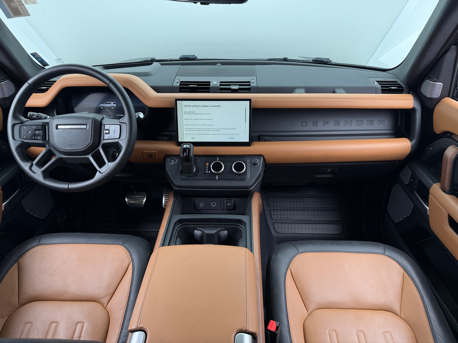 Thumbnail: 2024 Land Rover Defender - 3