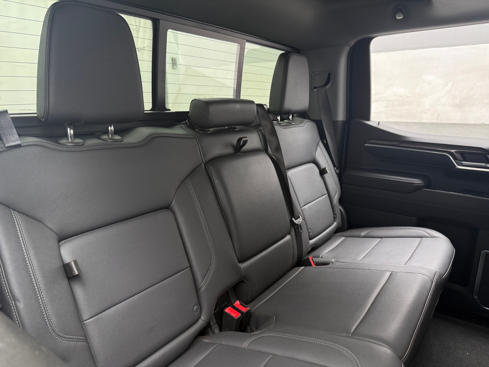 Thumbnail: 2025 Chevrolet Silverado 1500 - 5