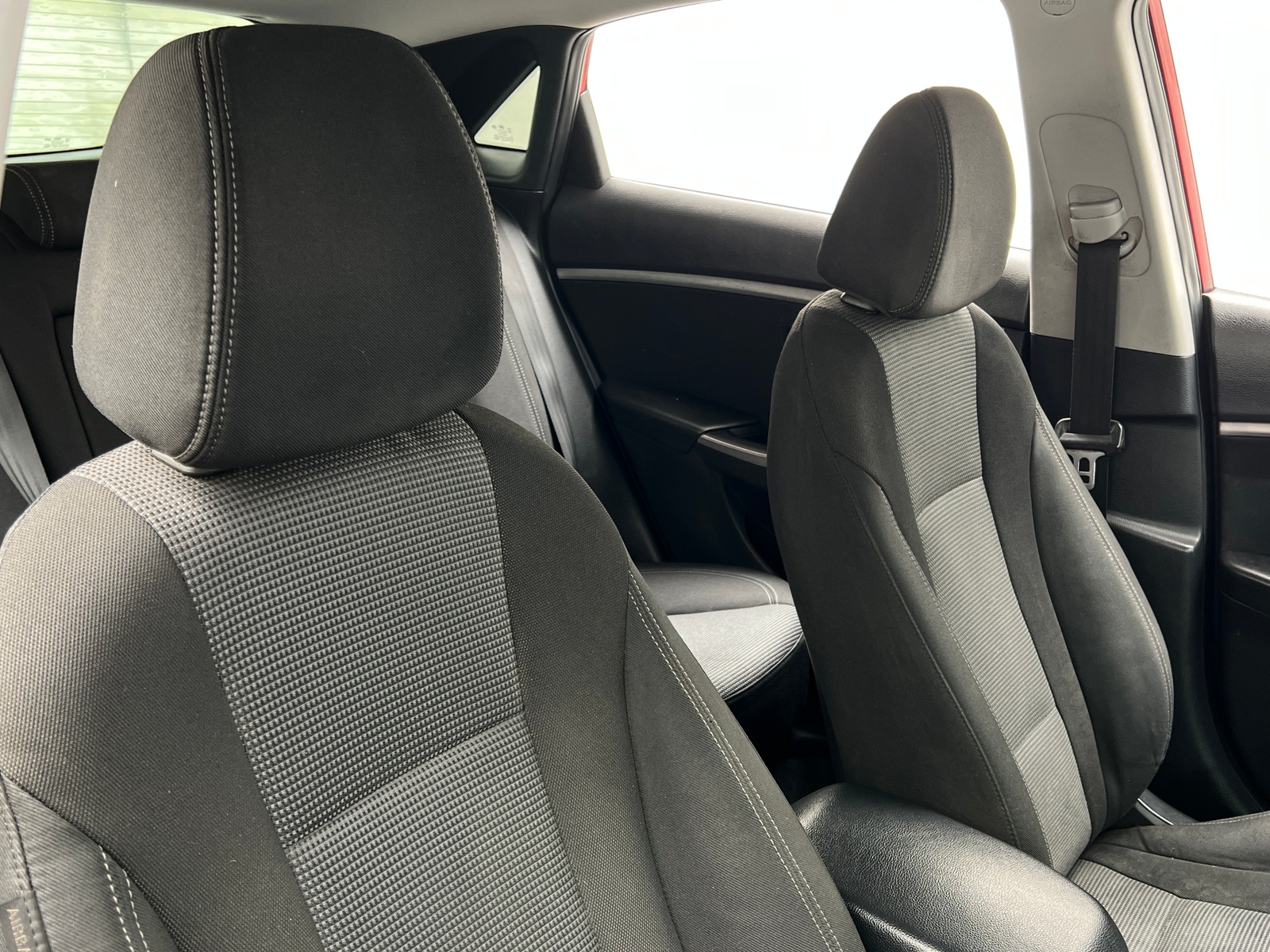 Thumbnail: 2017 Hyundai Elantra - 2