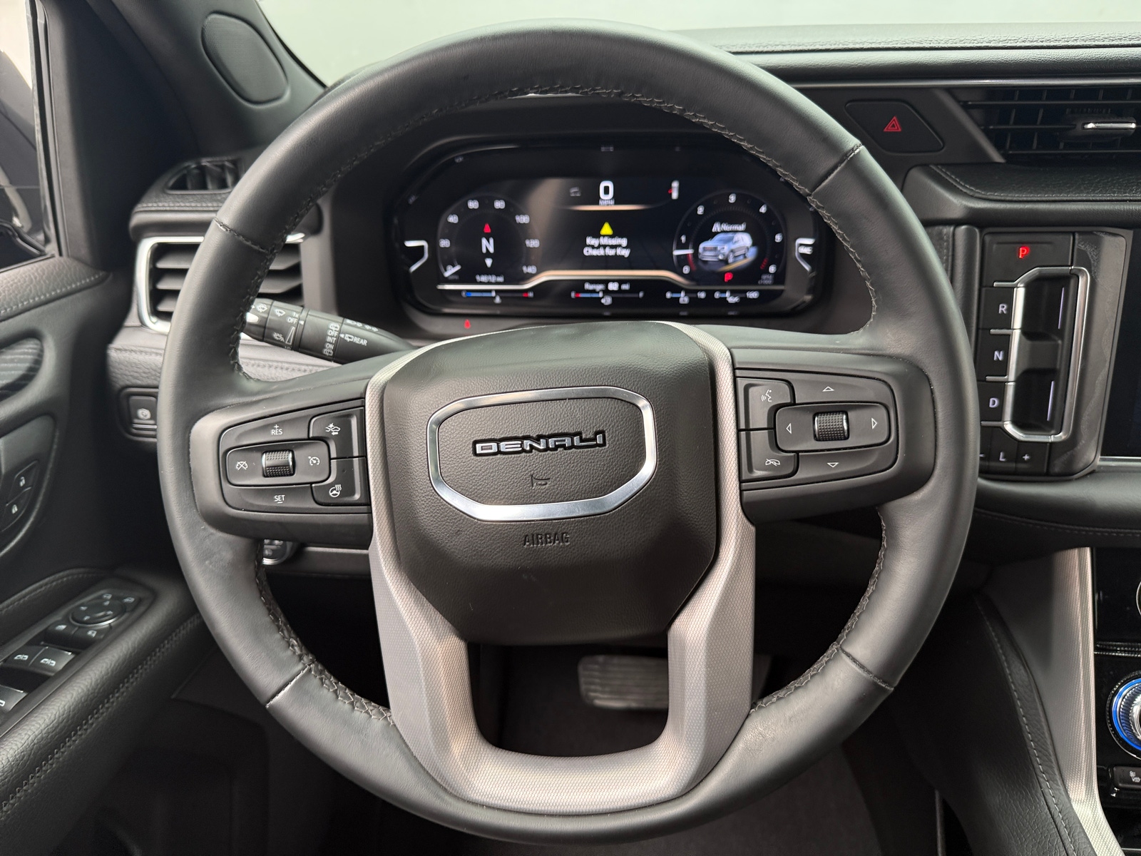 Thumbnail: 2024 GMC Yukon - 4