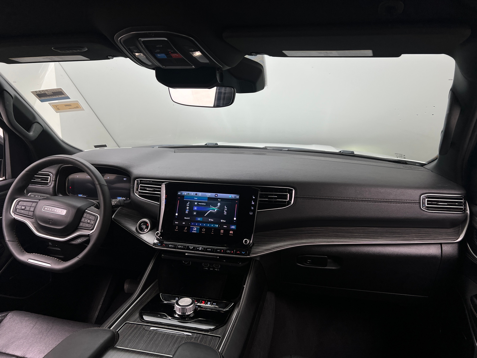Thumbnail: 2024 Jeep Wagoneer - 2