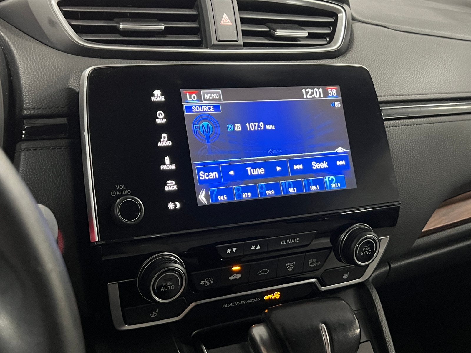 Thumbnail: 2017 Honda CR-V - 3
