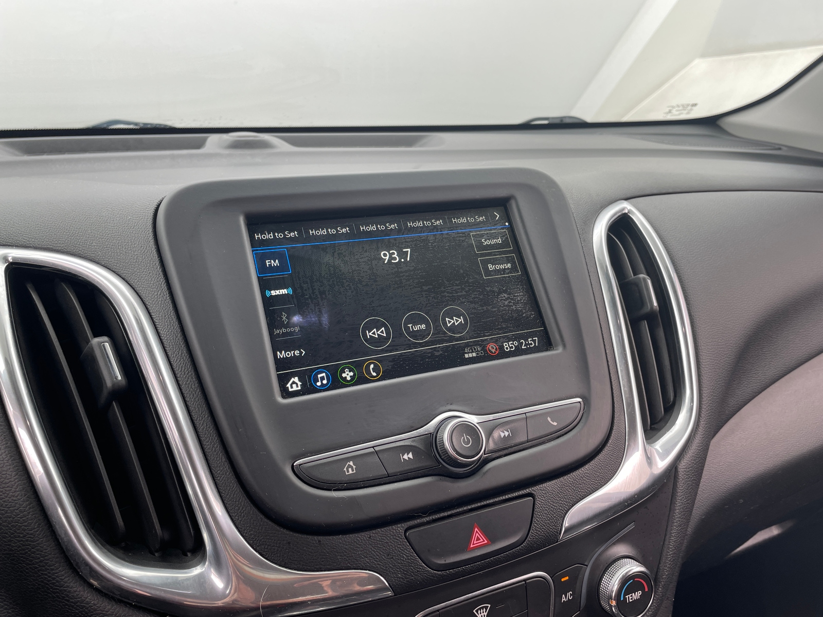 Thumbnail: 2019 Chevrolet Equinox - 4