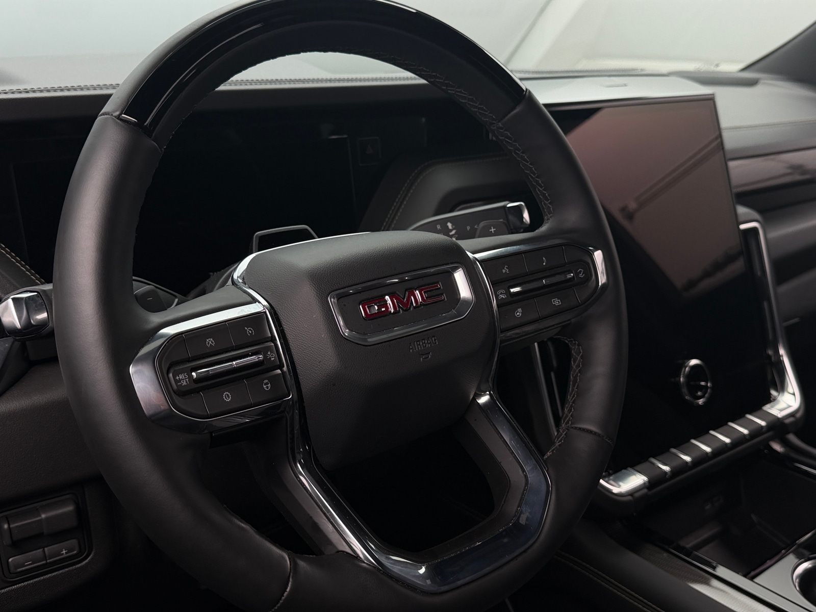Thumbnail: 2026 GMC Yukon - 4