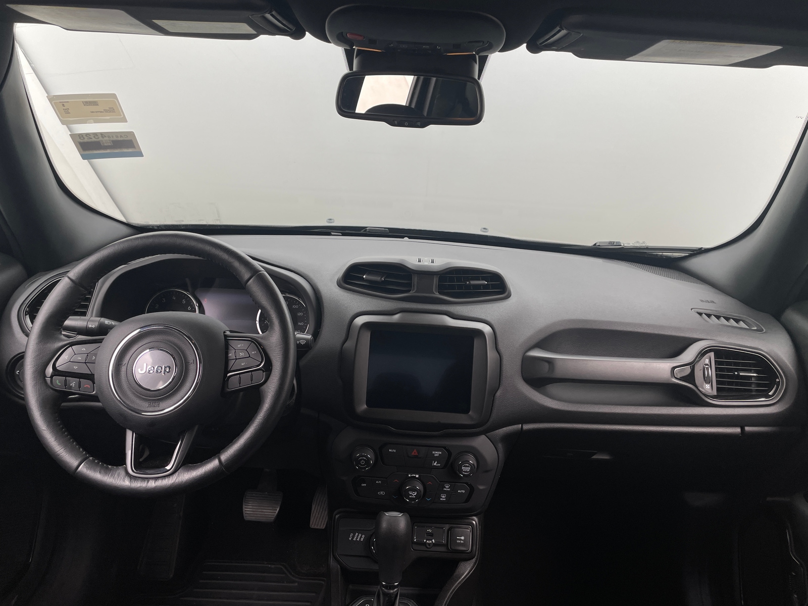 Thumbnail: 2022 Jeep Renegade - 3
