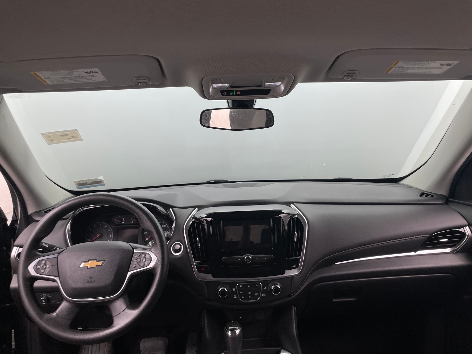 Thumbnail: 2020 Chevrolet Traverse - 3