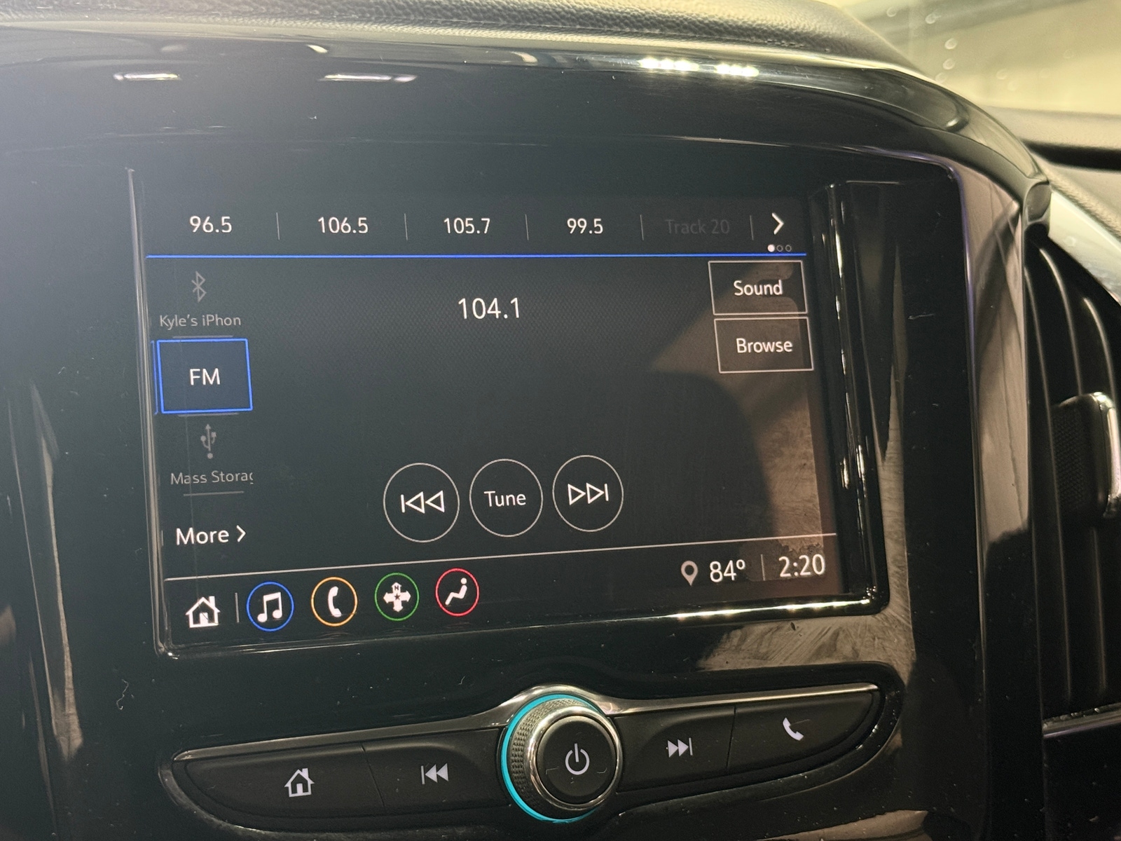 Thumbnail: 2020 Chevrolet Traverse - 4