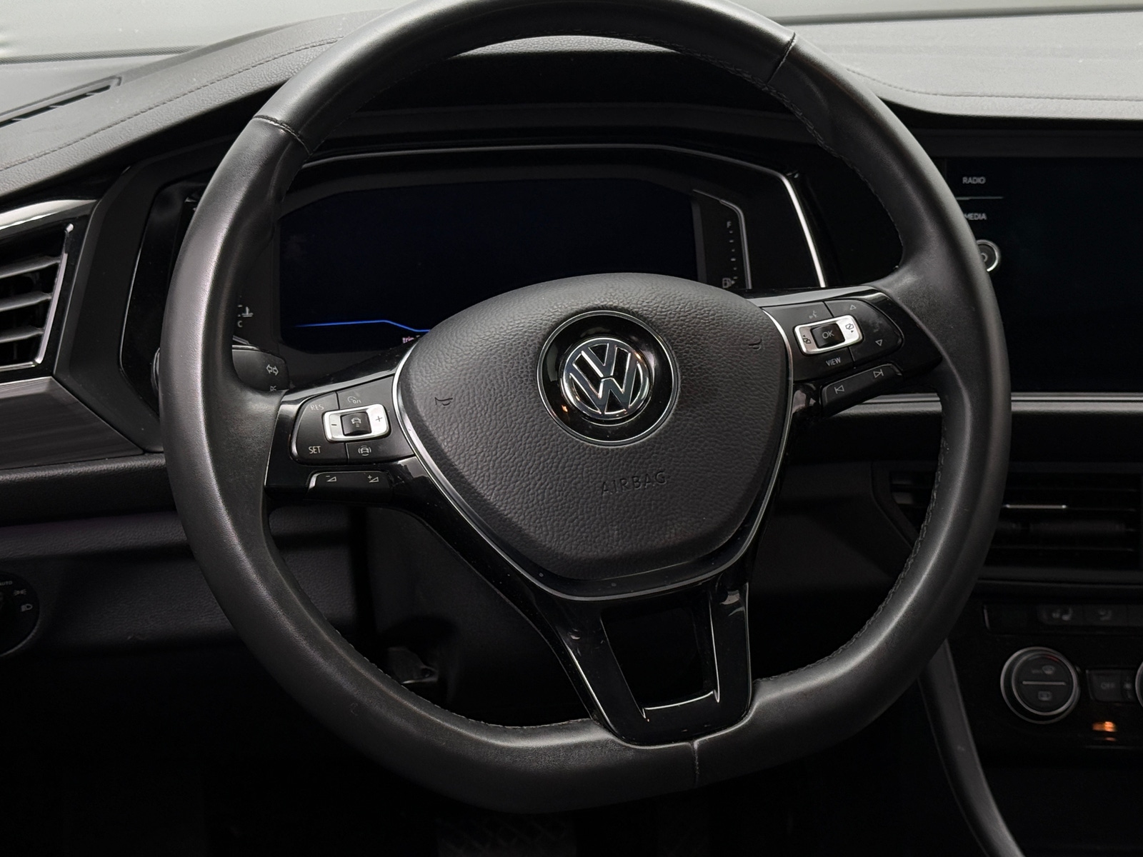 Thumbnail: 2020 Volkswagen Jetta - 4